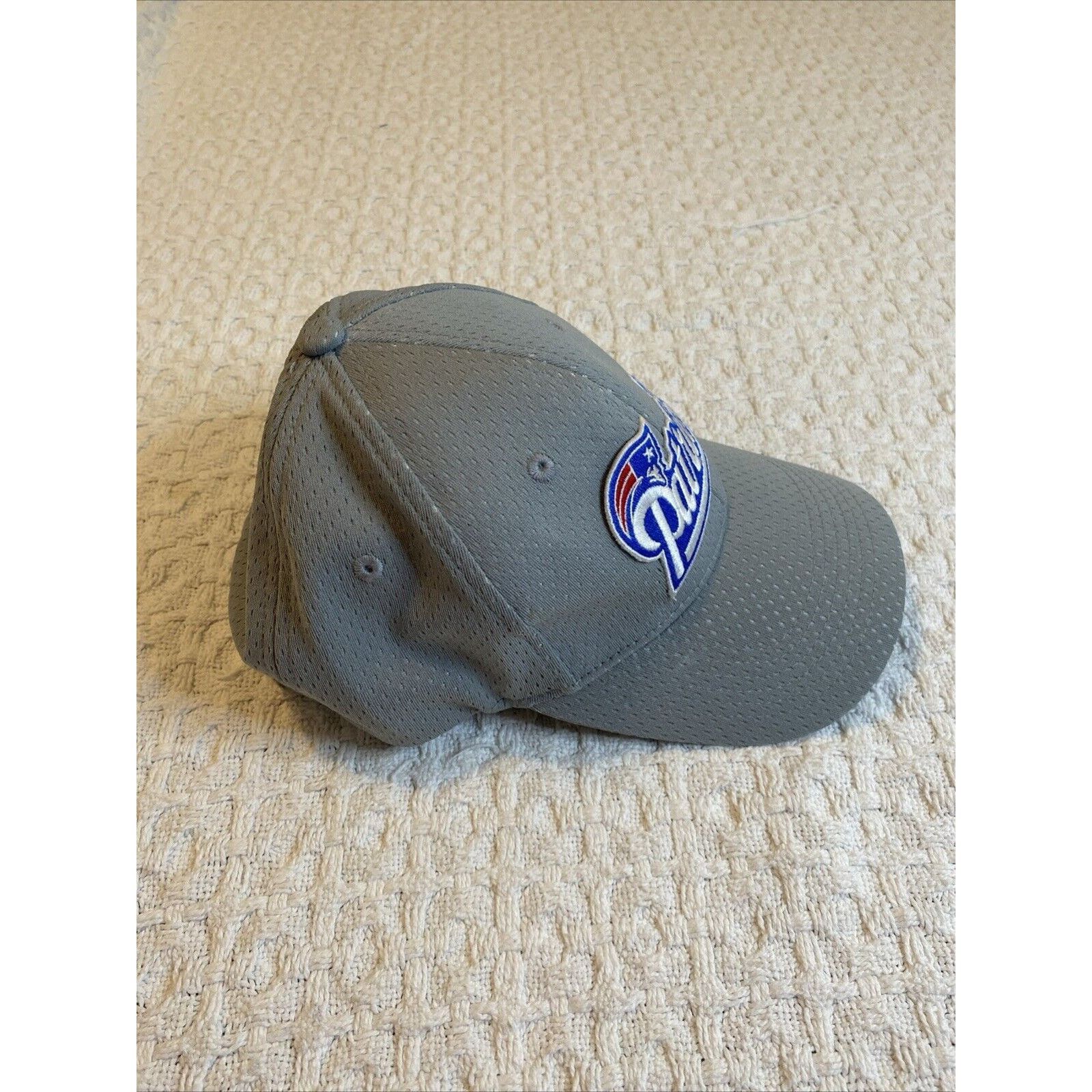 (di)vision New England Patriots NFL Youth Grey Team Hats Cap Strapback Size ONE SIZE - 4 Thumbnail