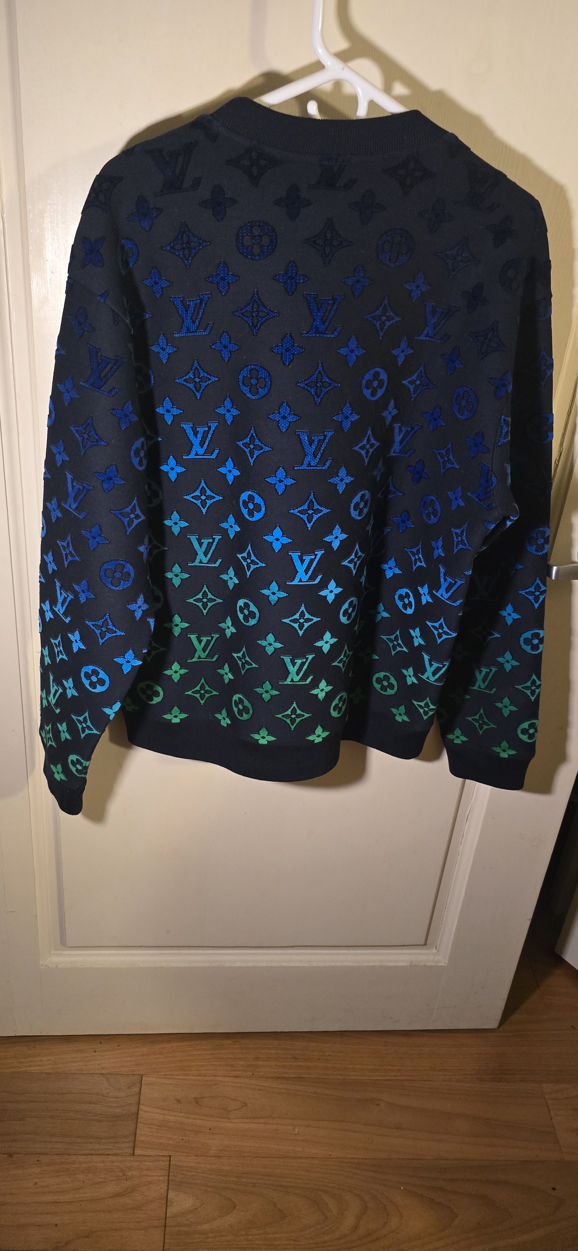 Louis Vuitton Louis Vuitton Monogram Coupe Gradient Sweatshirt🔥🌊🌎 Sz L Size US L / EU 52-54 / 3 - 9 Thumbnail