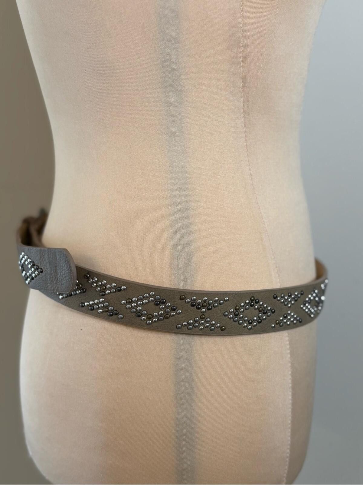 Other Faux leather western belt brown with black white beads 42” Size ONE SIZE - 3 Thumbnail