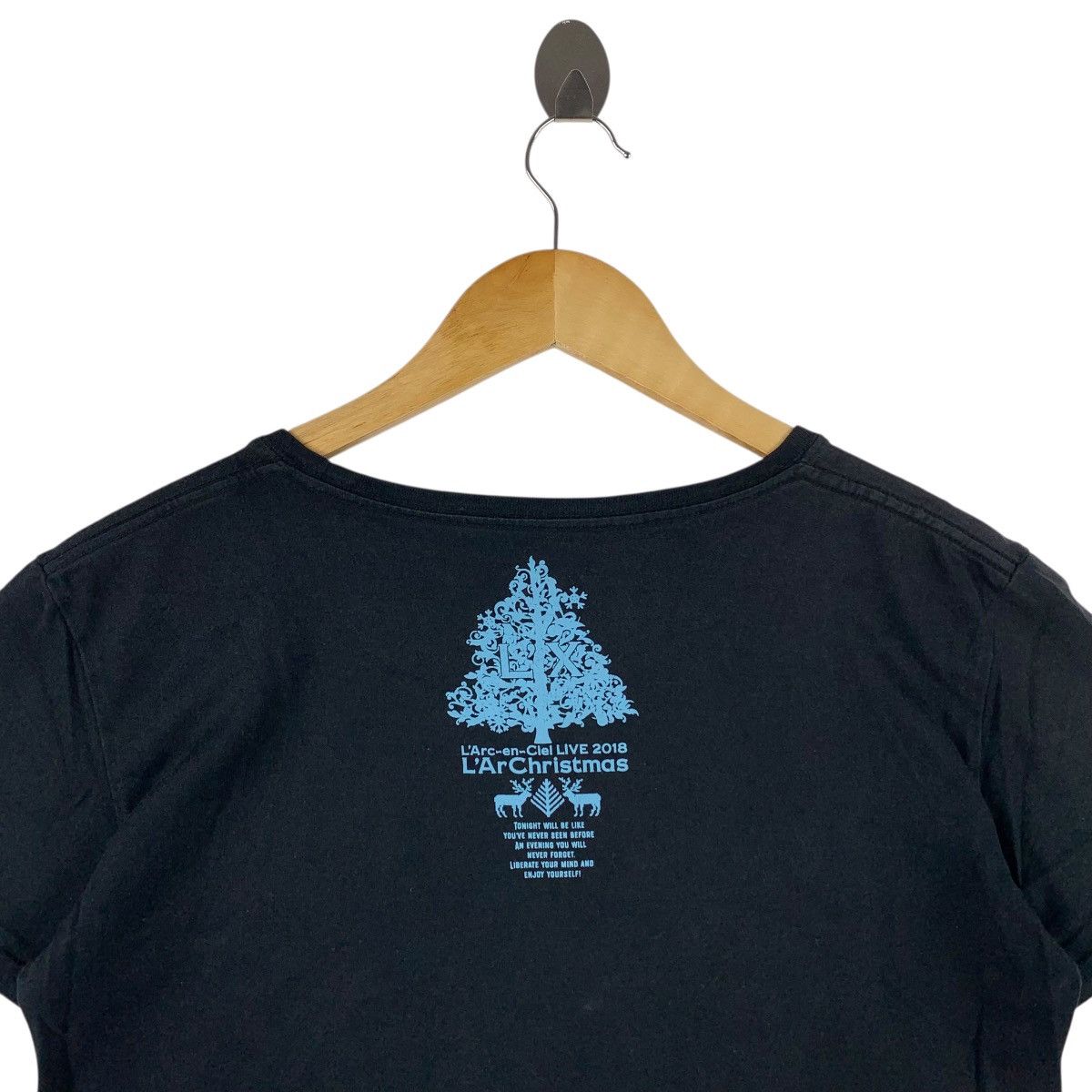 Other L'Arc~en~Ciel "L'ArChristmas" LIVE 2018 Concert Tee Size US S / EU 44-46 / 1 - 9 Thumbnail
