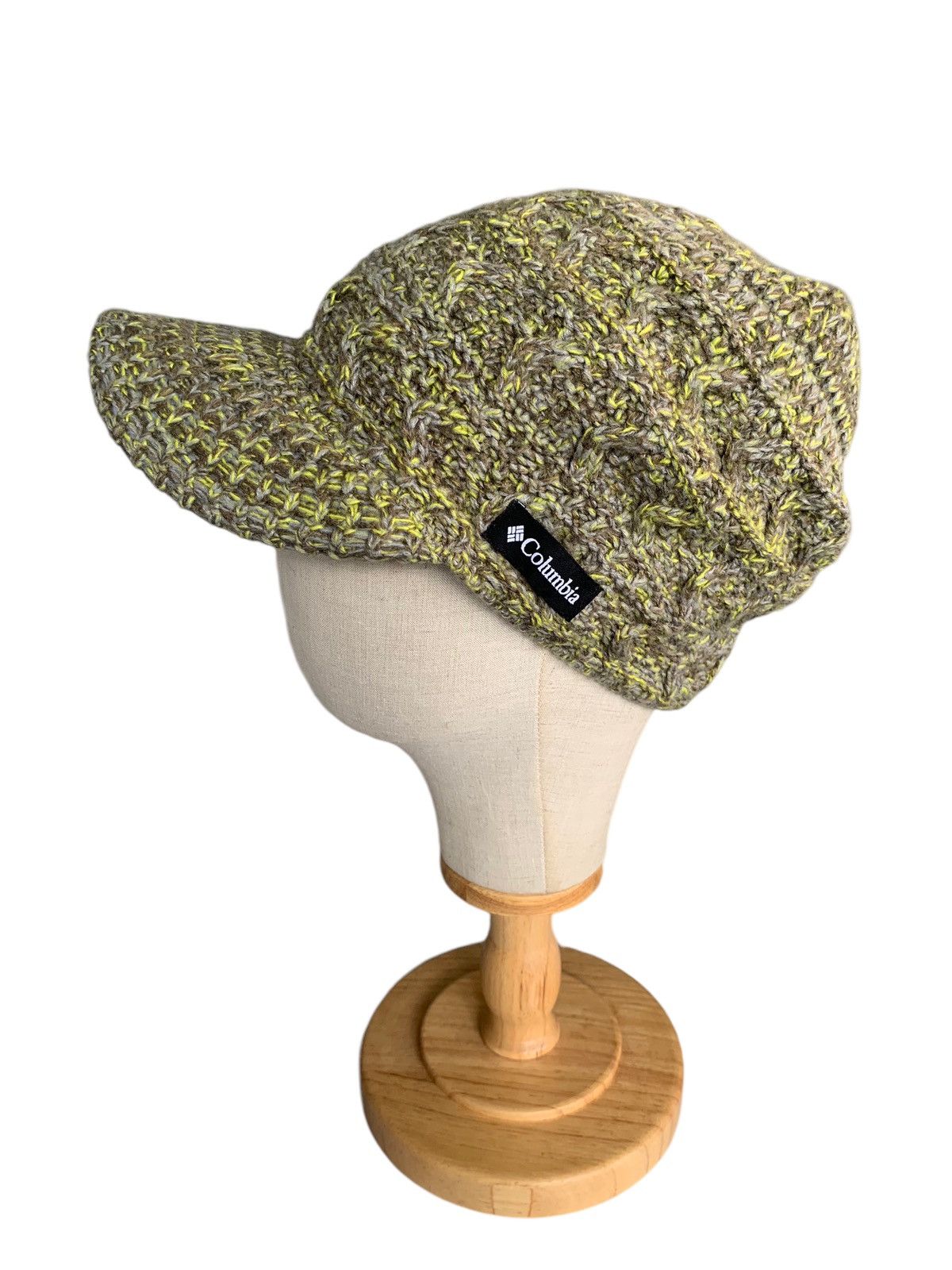 Columbia × Vintage Columbia Outdoor Knitted Crochet Rare Colour Hats Size ONE SIZE - 1 Thumbnail