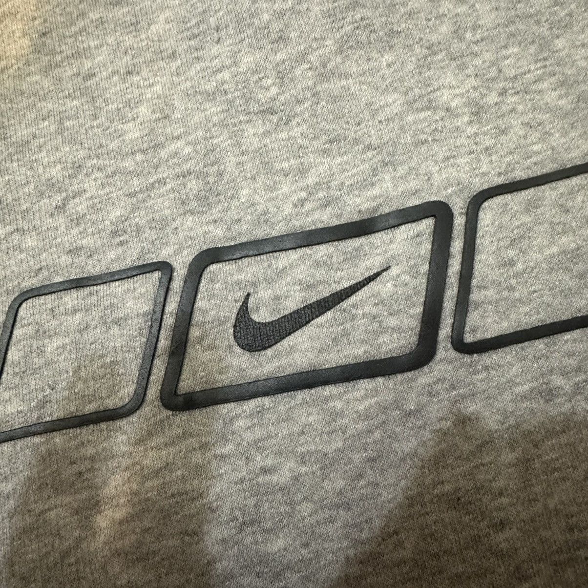 Nike × Vintage Vintage Y2K Nike Gray Crewneck Sweatshirt Center Swoosh Size US M / EU 48-50 / 2 - 3 Thumbnail