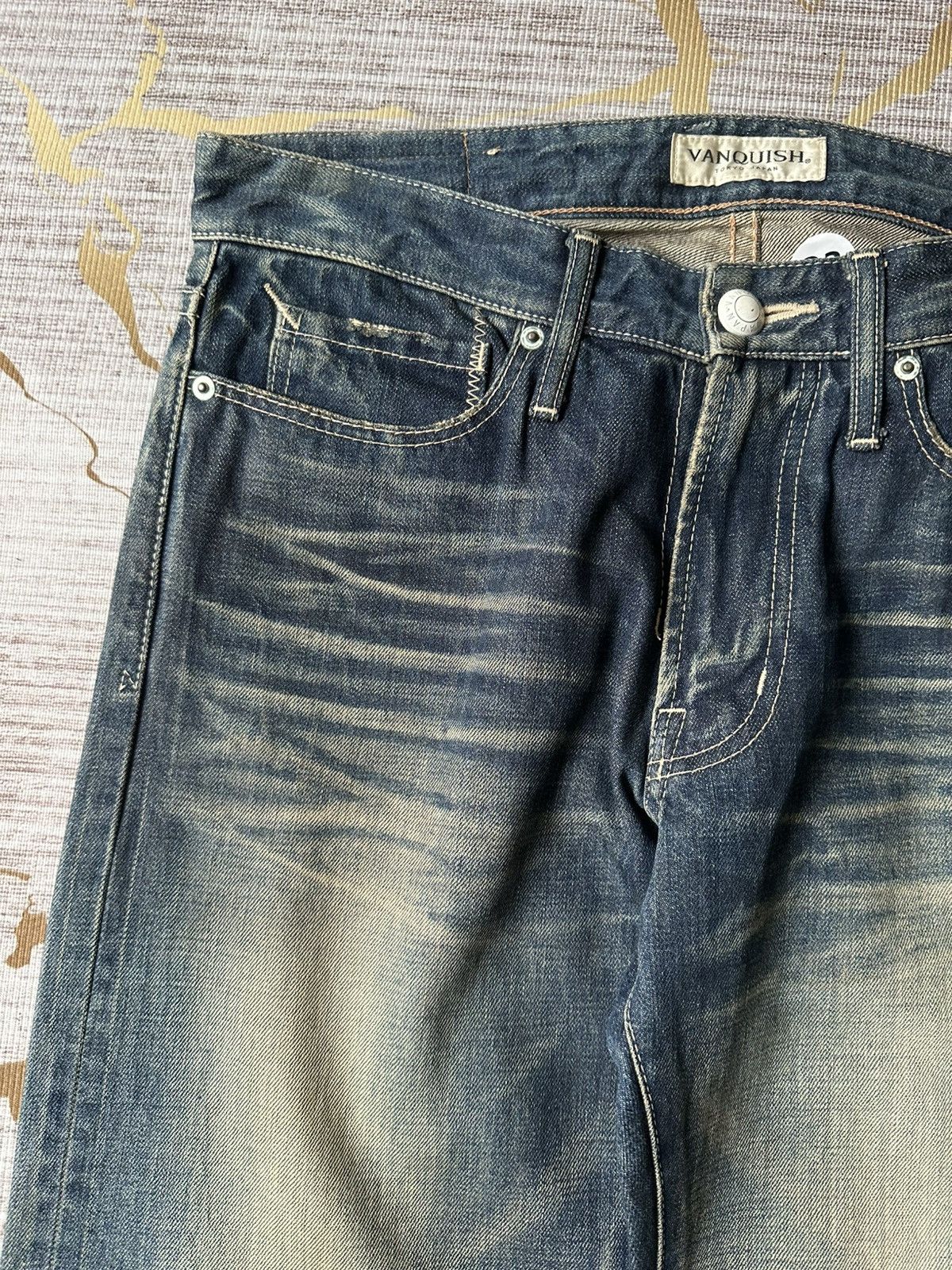 Vanquish Vanquish Tokyo Japan Blue Faded Denim Design Claw Marks Size US 33 - 10 Thumbnail