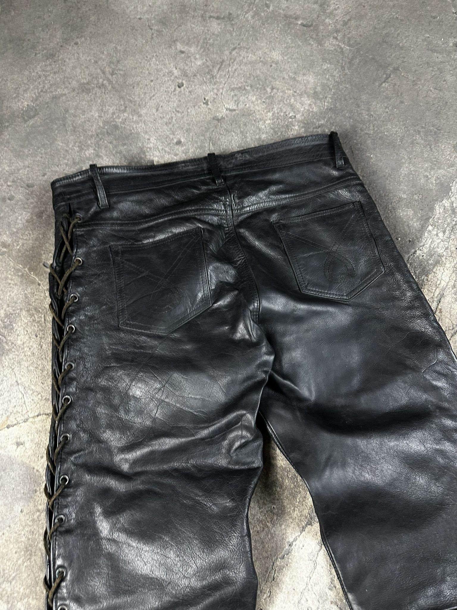 Genuine Leather 90s Vintage Avant Garde Oversized Leather Biker Pants Size US 34 / EU 50 - 6 Thumbnail