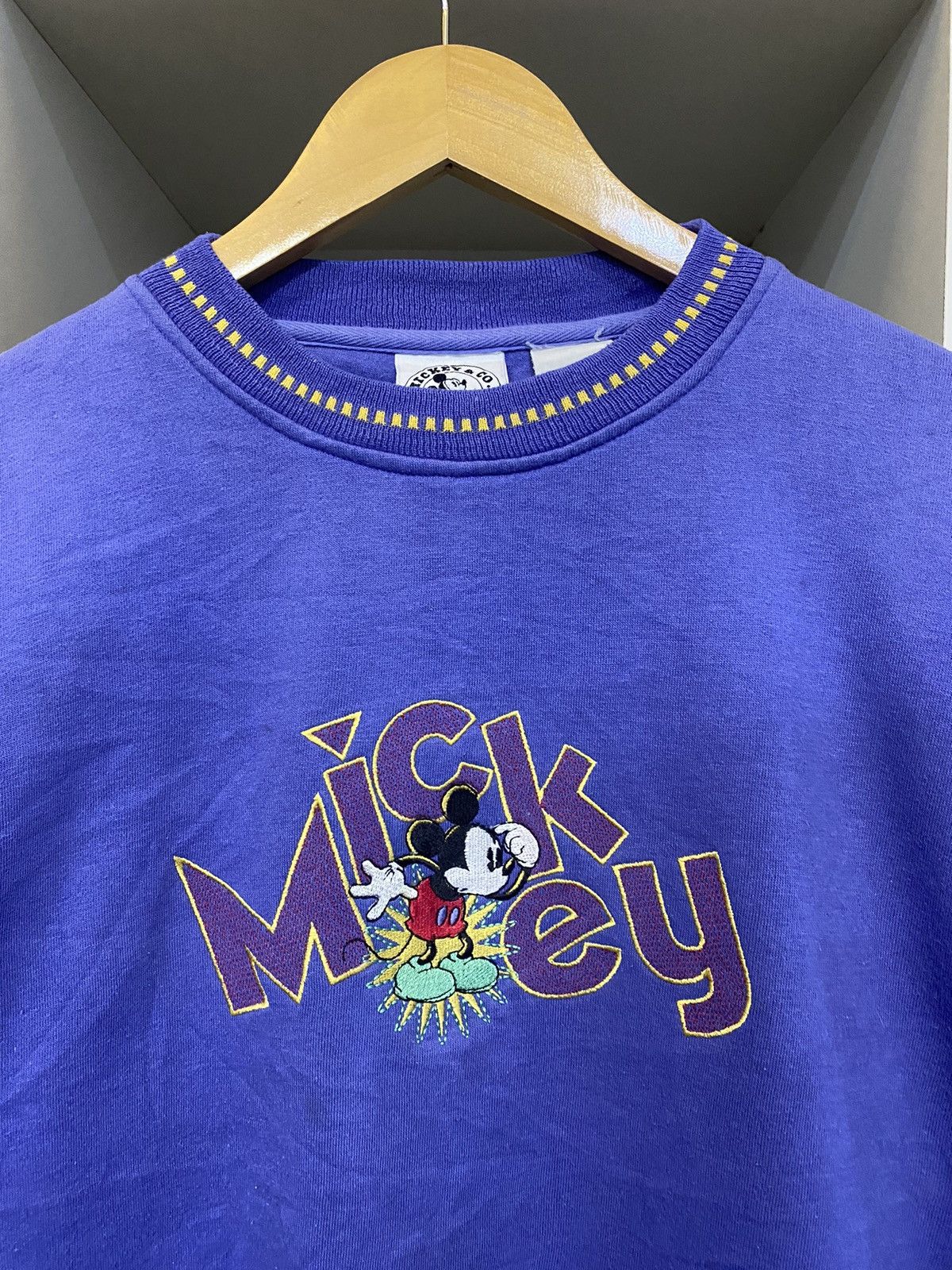 Mickey Mouse × Vintage Vintage Mickey & Co Sweatshirt Size US M / EU 48-50 / 2 - 2 Thumbnail