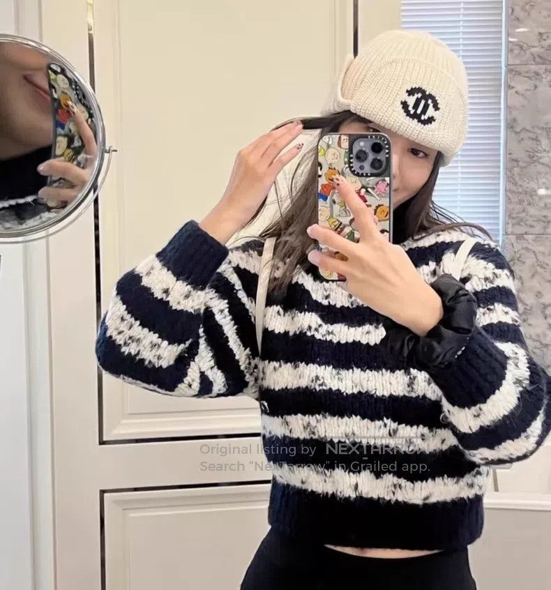 Chanel Chanel Sweater Size XXS / US 00 / IT 34 - 7 Thumbnail