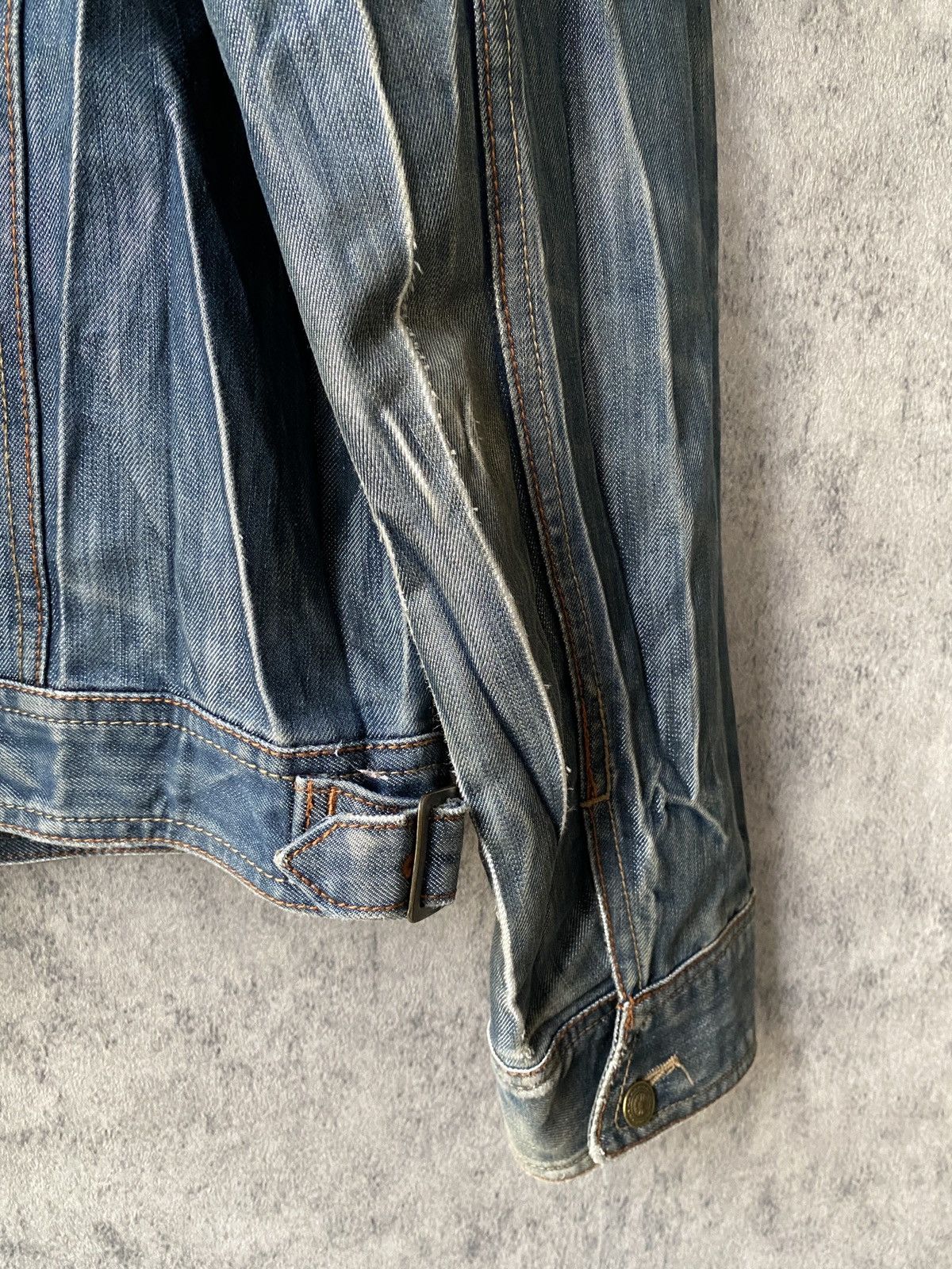 semanticdesign Semantic Design Distressed Denim Jacket Size US L / EU 52-54 / 3 - 18 Thumbnail
