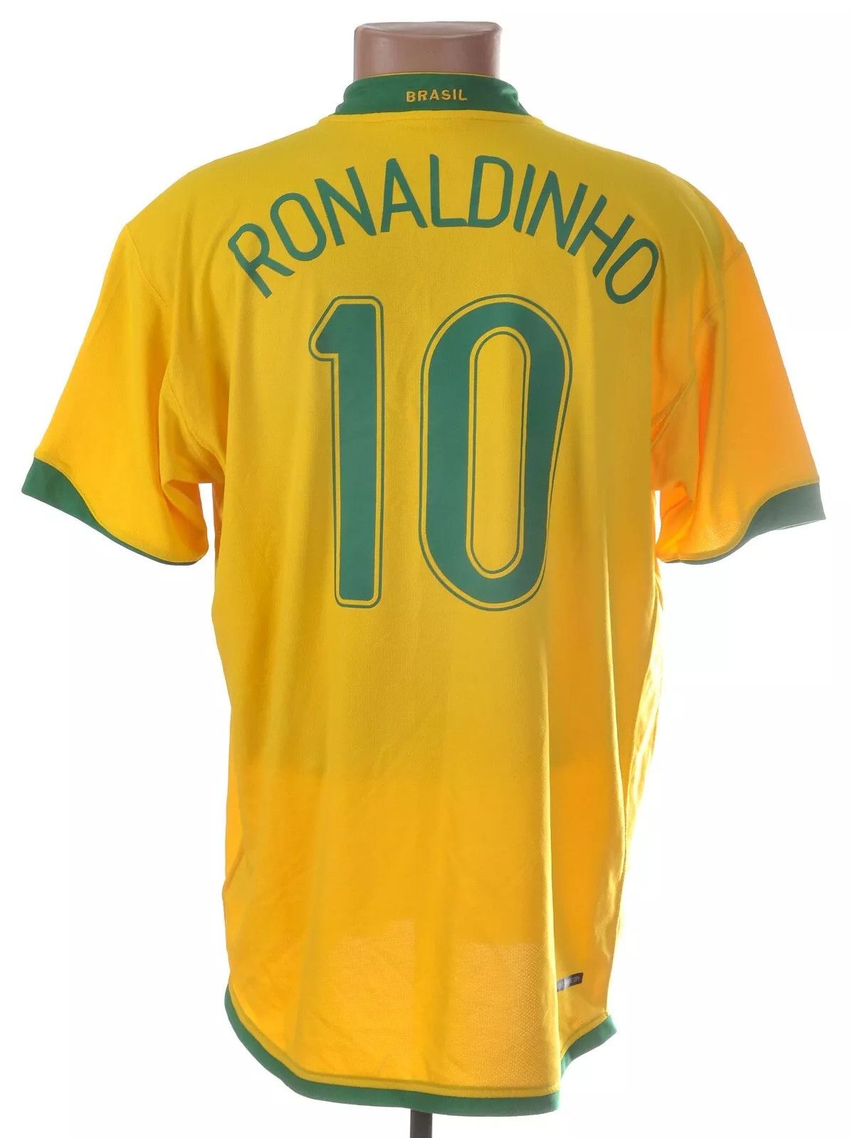 Nike BRAZIL 2006/2008 FOOTBALL SHIRT JERSEY NIKE XL RONALDINHO 10 Size US XL / EU 56 / 4 - 2 Thumbnail