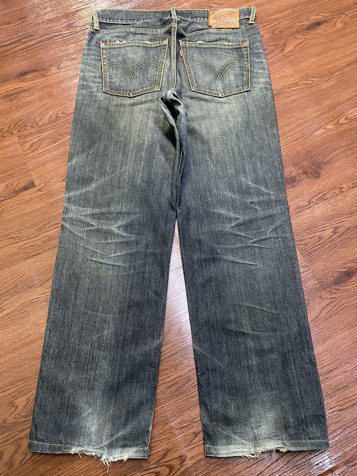 Levi's Vintage Levis702 90s Black Denim Baggy Style Jeans Size US 36 / EU 52 - 2 Thumbnail