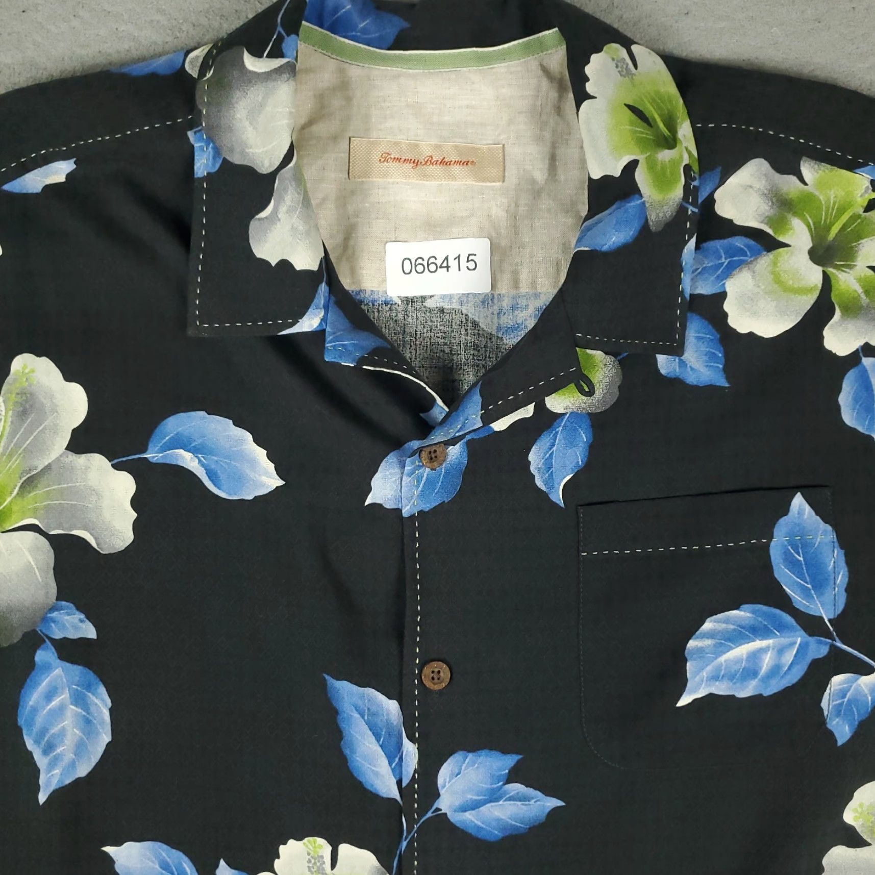 Tommy Bahama Tommy Bahama Shirt Mens XL Black Floral Silk Hawaiian Button Up Short Sleeve Size US XL / EU 56 / 4 - 2 Thumbnail