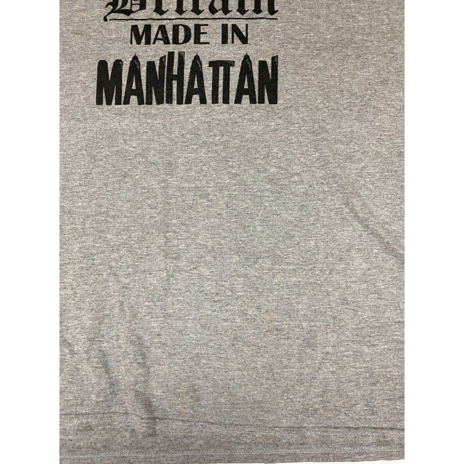 Gildan Manhattan New York Mens Shirt 2XL Gray Gildan T-Shirt Short Sleeve Crew Neck Cotton Blend Geometric Logo Modern Vintage No holes Size US XXL / EU 58 / 5 - 4 Thumbnail
