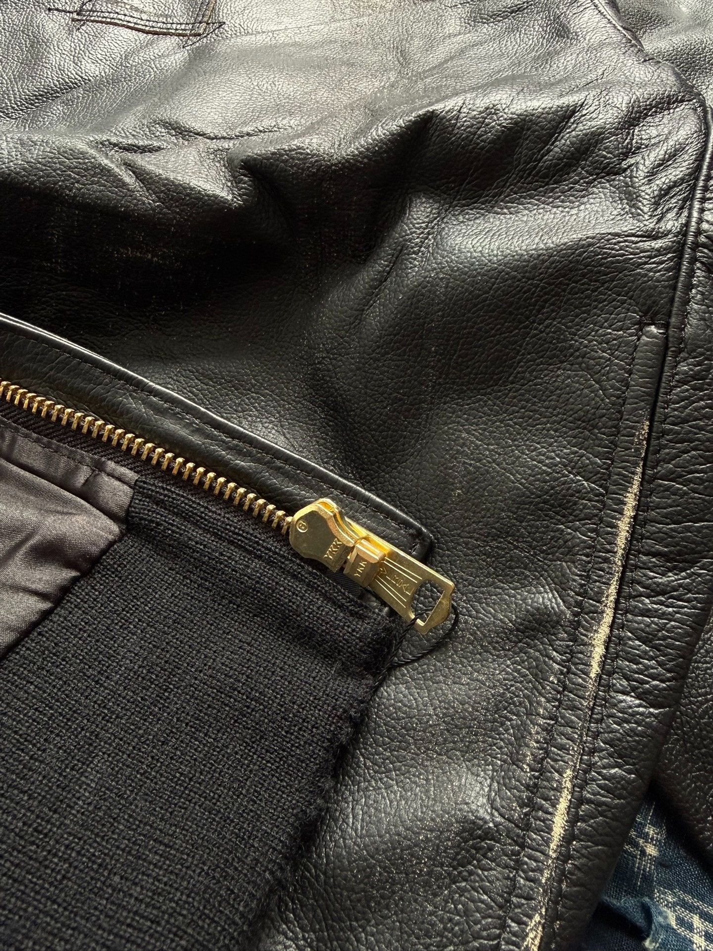 Madness MADNESS Leather A2 Aviator Jacket Size US L / EU 52-54 / 3 - 8 Thumbnail