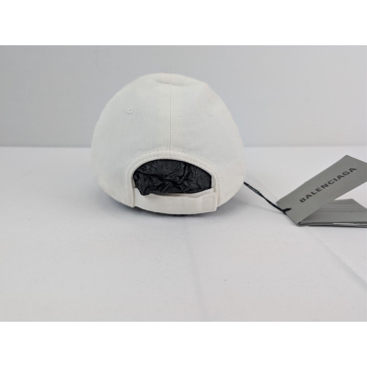 Balenciaga o1rshd1 Size: M / Cotton Drill Piercing Cap/Hat White/Black Size ONE SIZE - 6 Thumbnail