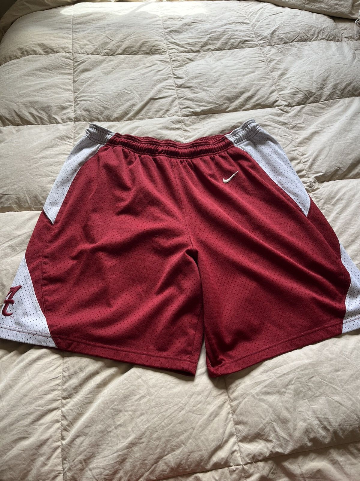 Nike 2000s Alabama Football official team shorts Size US 40 / EU 56 - 1 Thumbnail