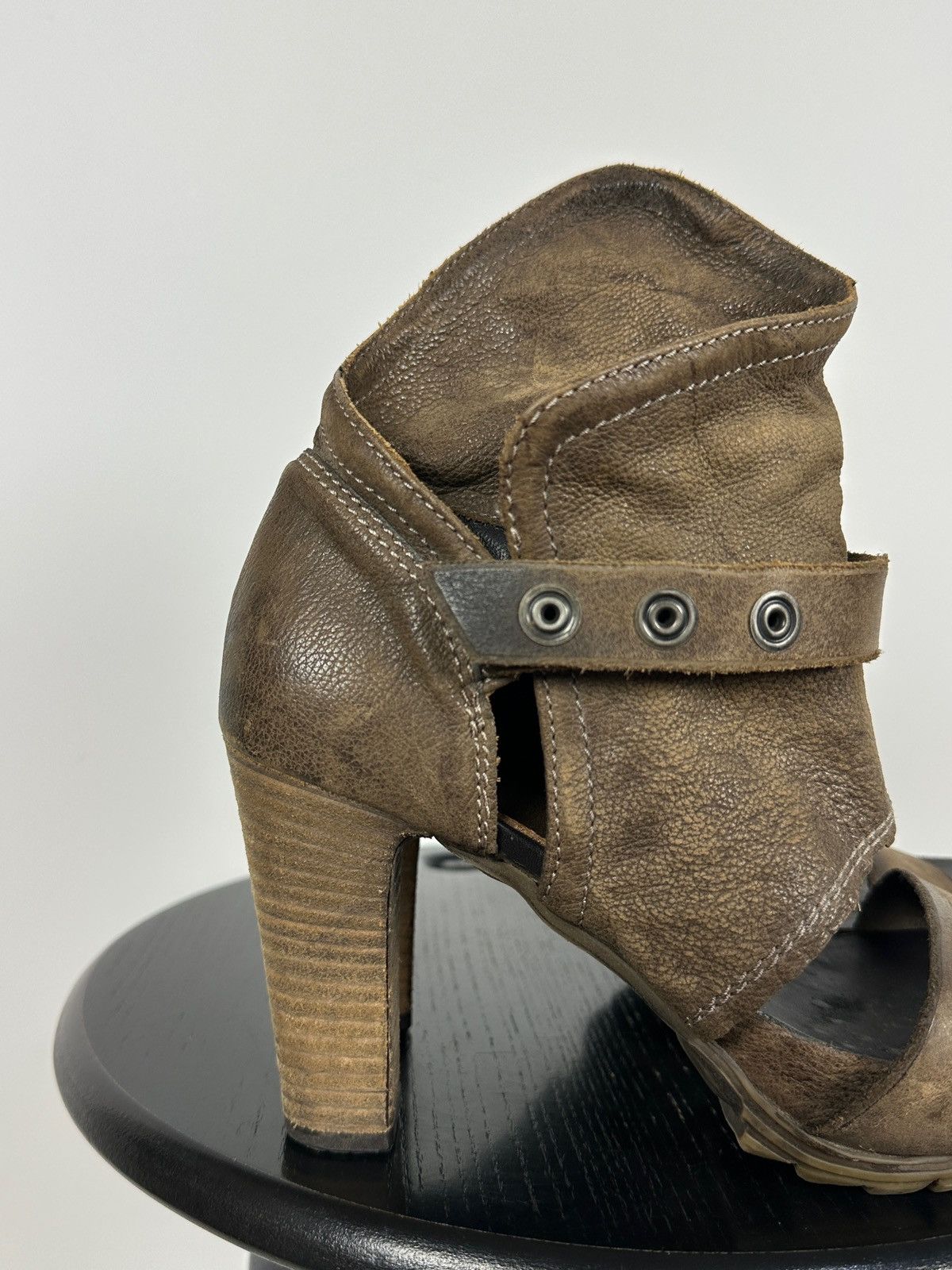 A.S.98 A.S.98 Airstep Brown Leather Ankle Strap Sandals Heels Size US 7 / IT 37 - 17 Thumbnail