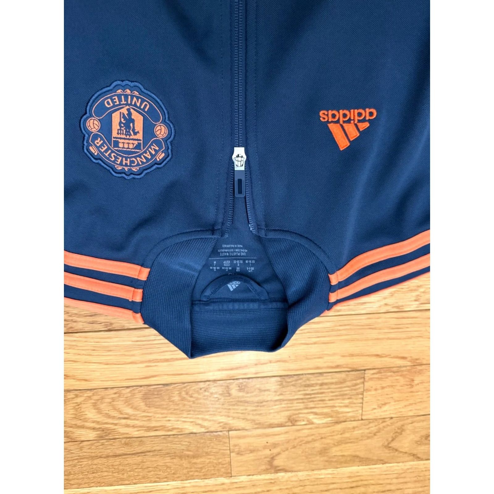 Adidas Manchester United Adidas Jacket Size XS Mens Blue Orange Multicoloured 90s Football Mens Size US XS / EU 42 / 0 - 3 Thumbnail