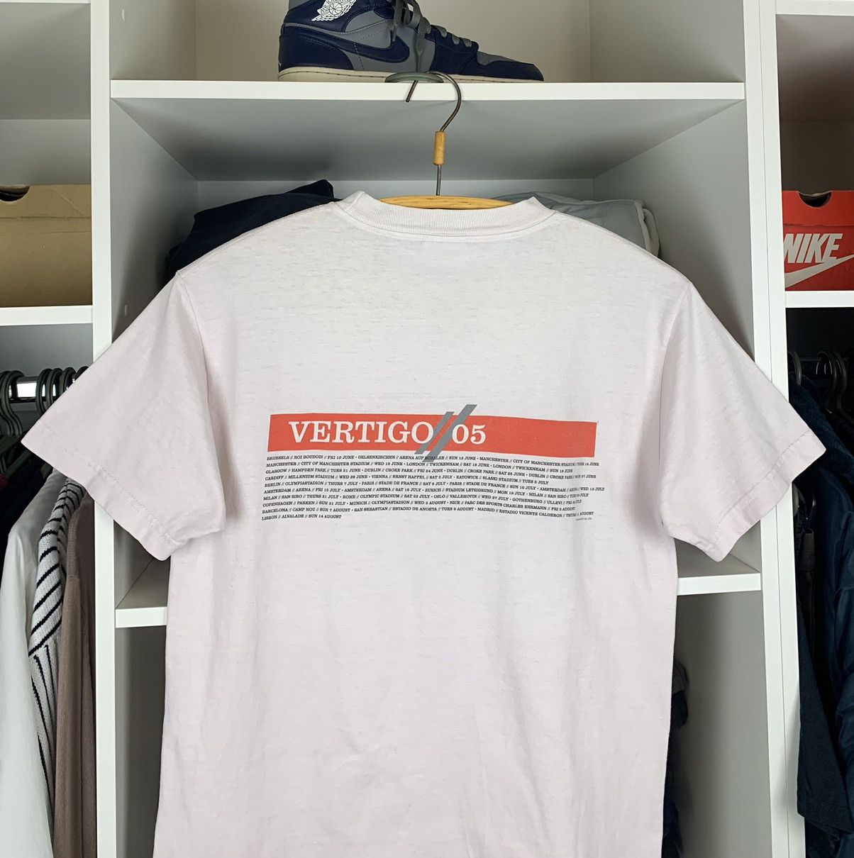 Band Tees Vintage 2005 U2 Vertigo T-shirt Size US M / EU 48-50 / 2 - 15 Thumbnail