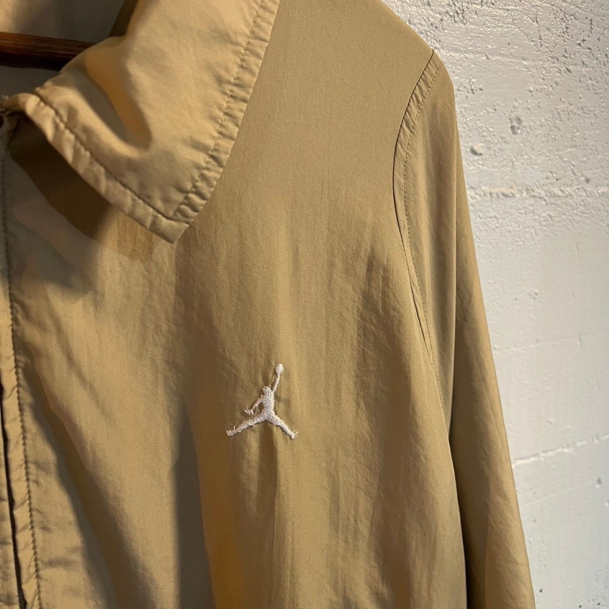 Jordan Brand Vintage Jordan Brand 20th Anniversary 1985-2005 Windbreaker Size US XXL / EU 58 / 5 - 3 Thumbnail