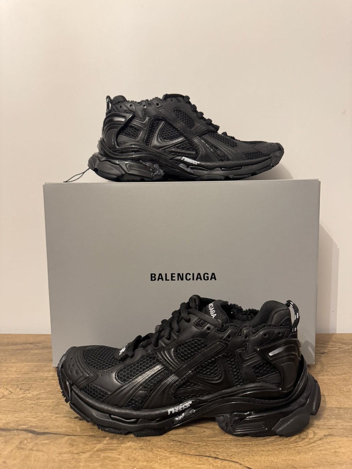 Balenciaga Balenciaga Runner Matte Black Sneaker Size US 10 / EU 43 - 2 Thumbnail