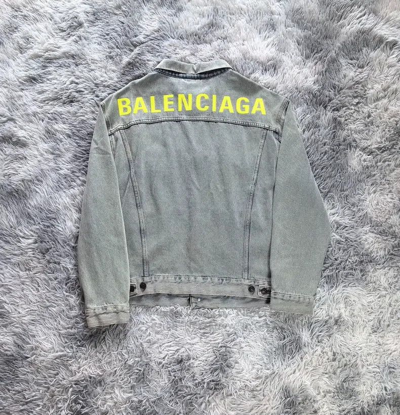 Balenciaga Balenciaga Yellow alphabet logo denim jacket Size US M / EU 48-50 / 2 - 2 Thumbnail