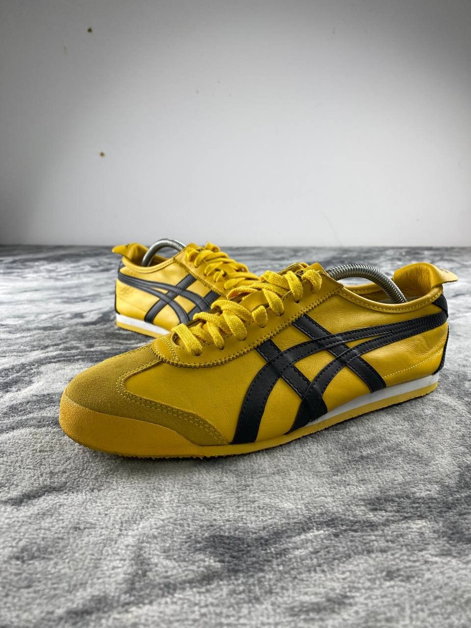 Asics Onitsuka Tiger Mexico 66 Sneakers Men Size 43.5 Yellow