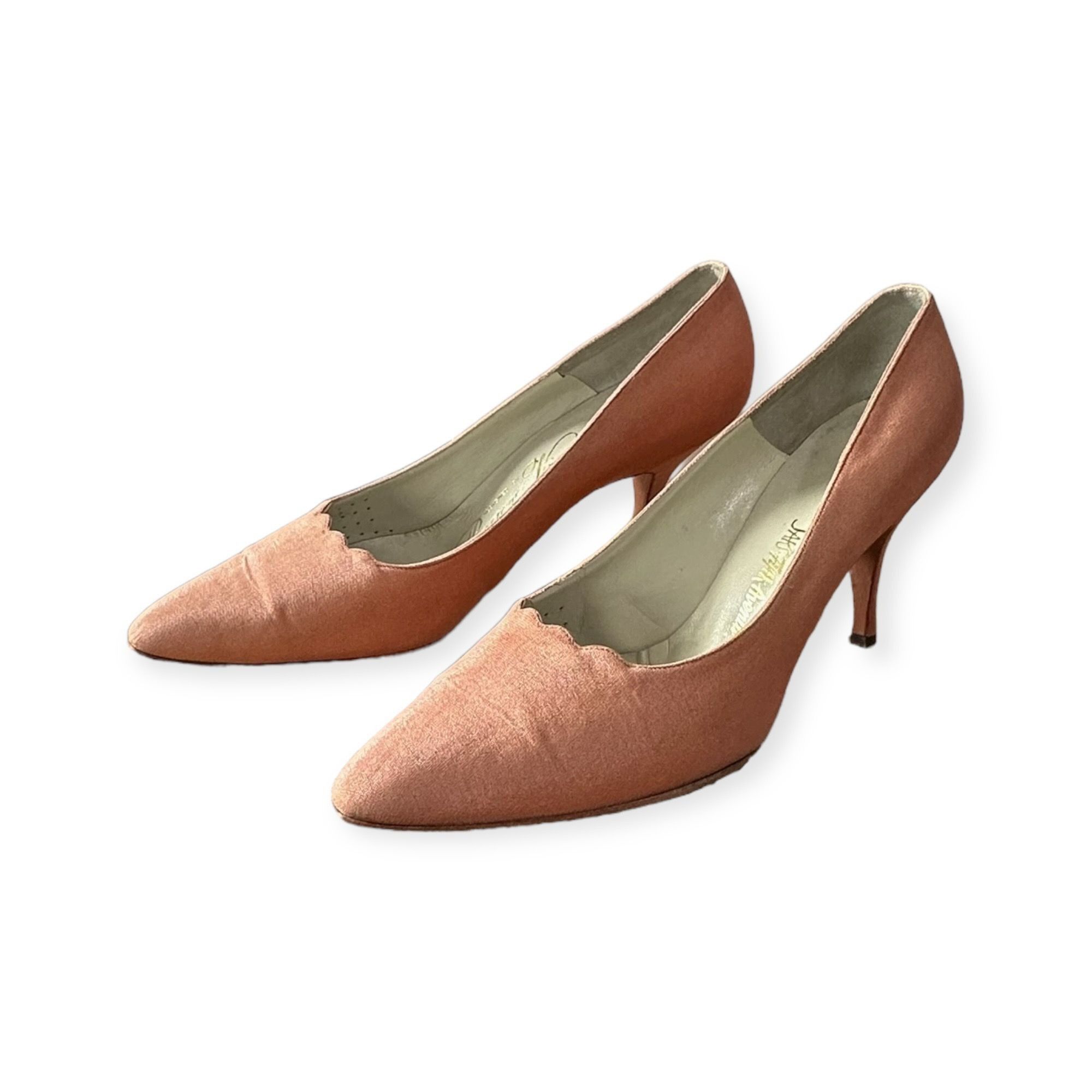 Roger Vivier Roger Vivier Pink Fabric Pumps for Saks 6.5B, 1960s Size US 6.5 / IT 36.5 - 2 Thumbnail