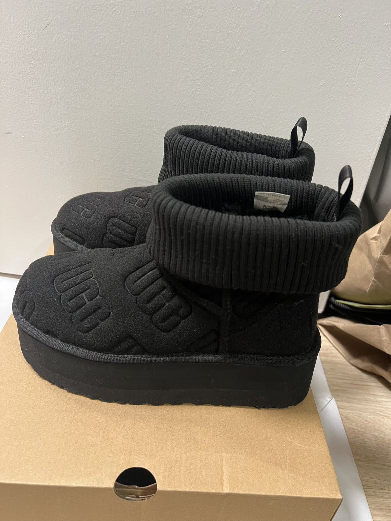Ugg Women's Classic Mini Platform Felted Size US 8 / IT 38 - 1 Thumbnail