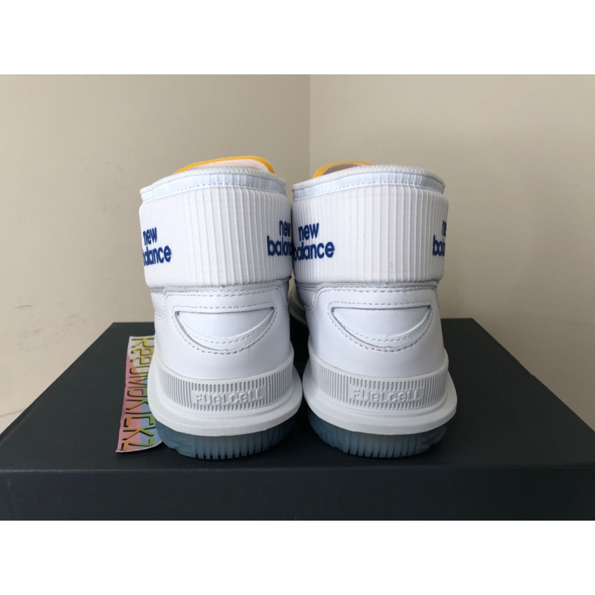 New Balance New Balance BB9000 White Blue mens 8us Size US 8 / EU 41 - 4 Thumbnail