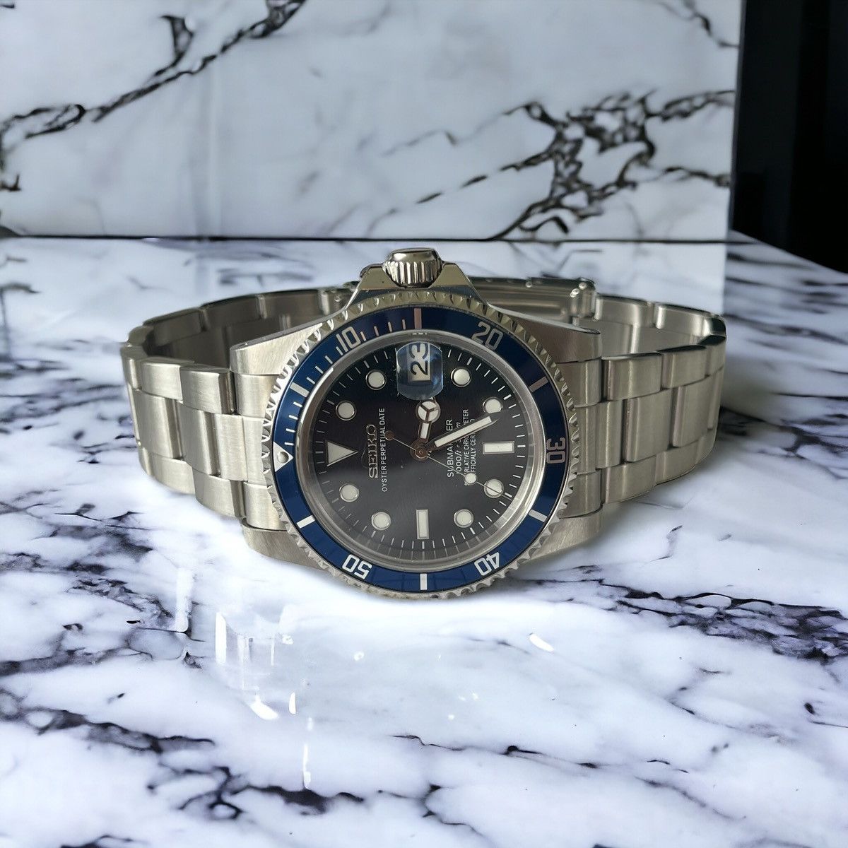 Japanese Brand Seiko Mod Submariner Black Dial Navy Bezel Steel Watch NH35 Size ONE SIZE - 1 Thumbnail