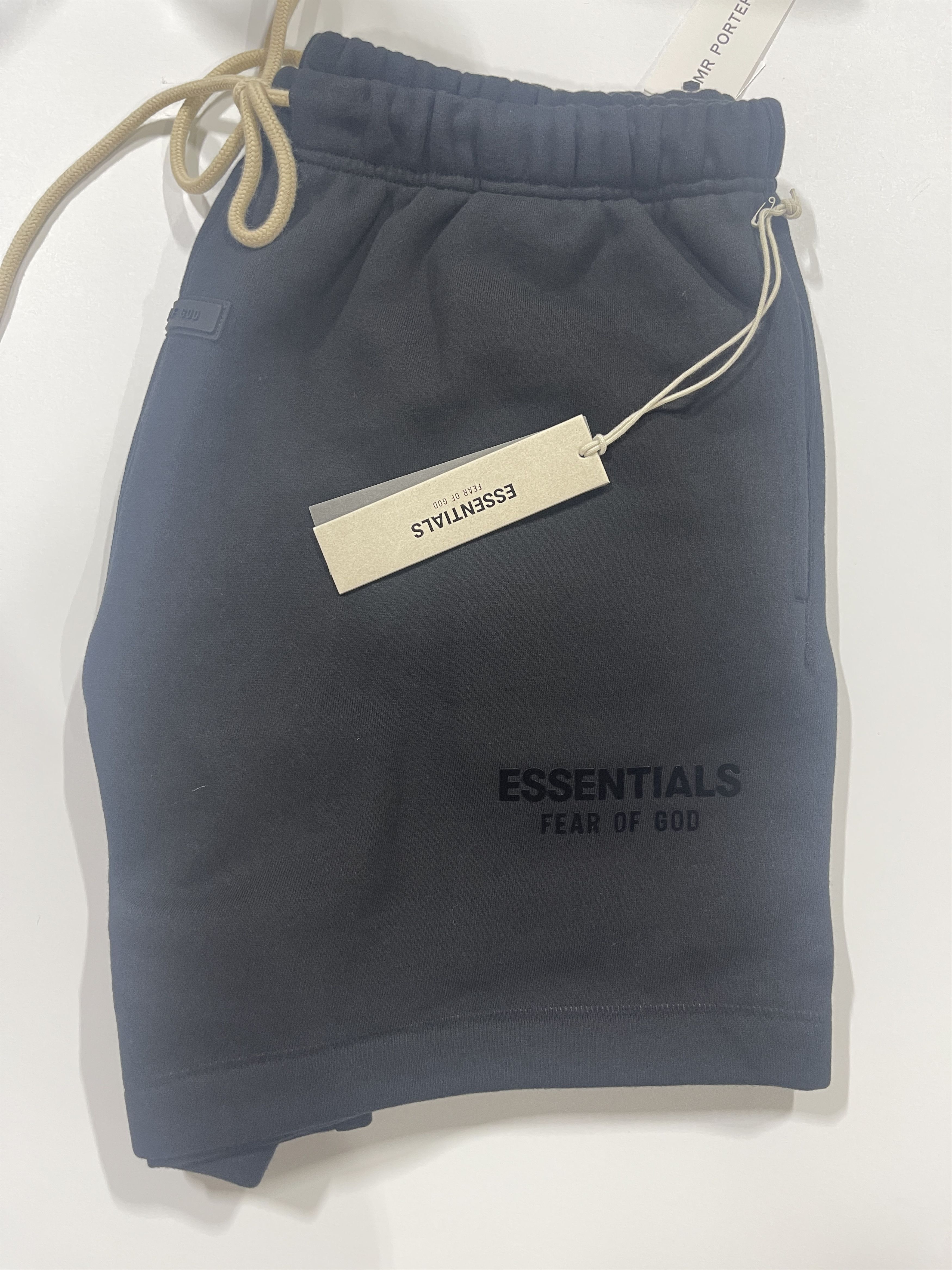 Essentials Fear of God Essentials Sweatshort Jet Black (XL) Size US 38 / EU 54 - 6 Thumbnail