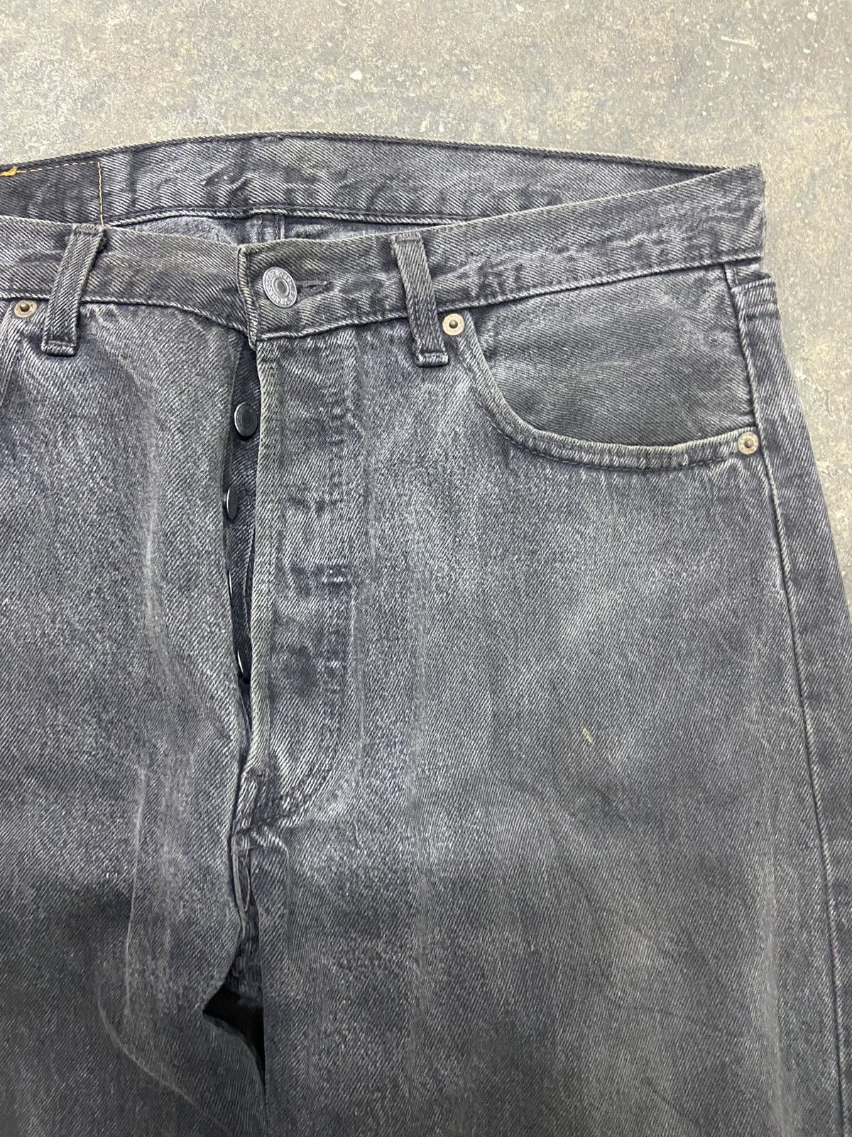 Levi's 🔥 Vintage 90s Vintage Levis jeans levis 501 size 34 Size US 34 / EU 50 - 2 Thumbnail