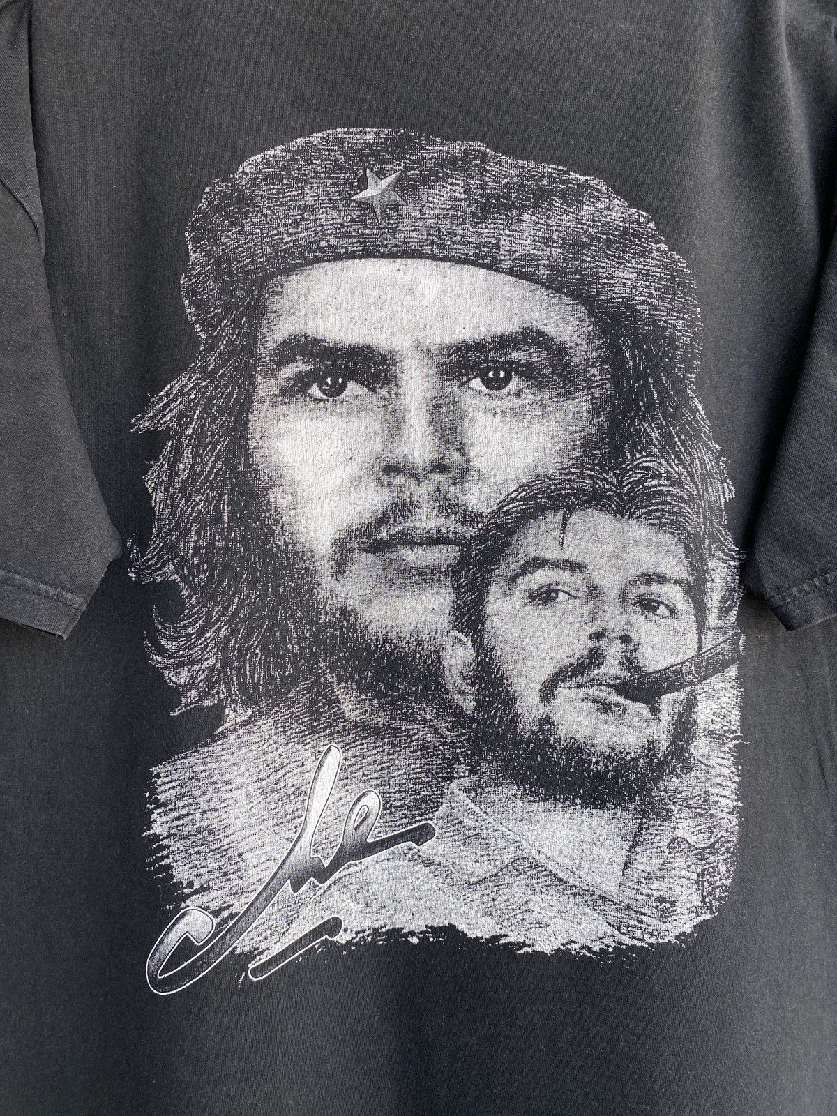 Band Tees × Vintage Vintage 90's Che Guevara USA Solid Rock Tee Shirt Y2K Size US L / EU 52-54 / 3 - 9 Thumbnail