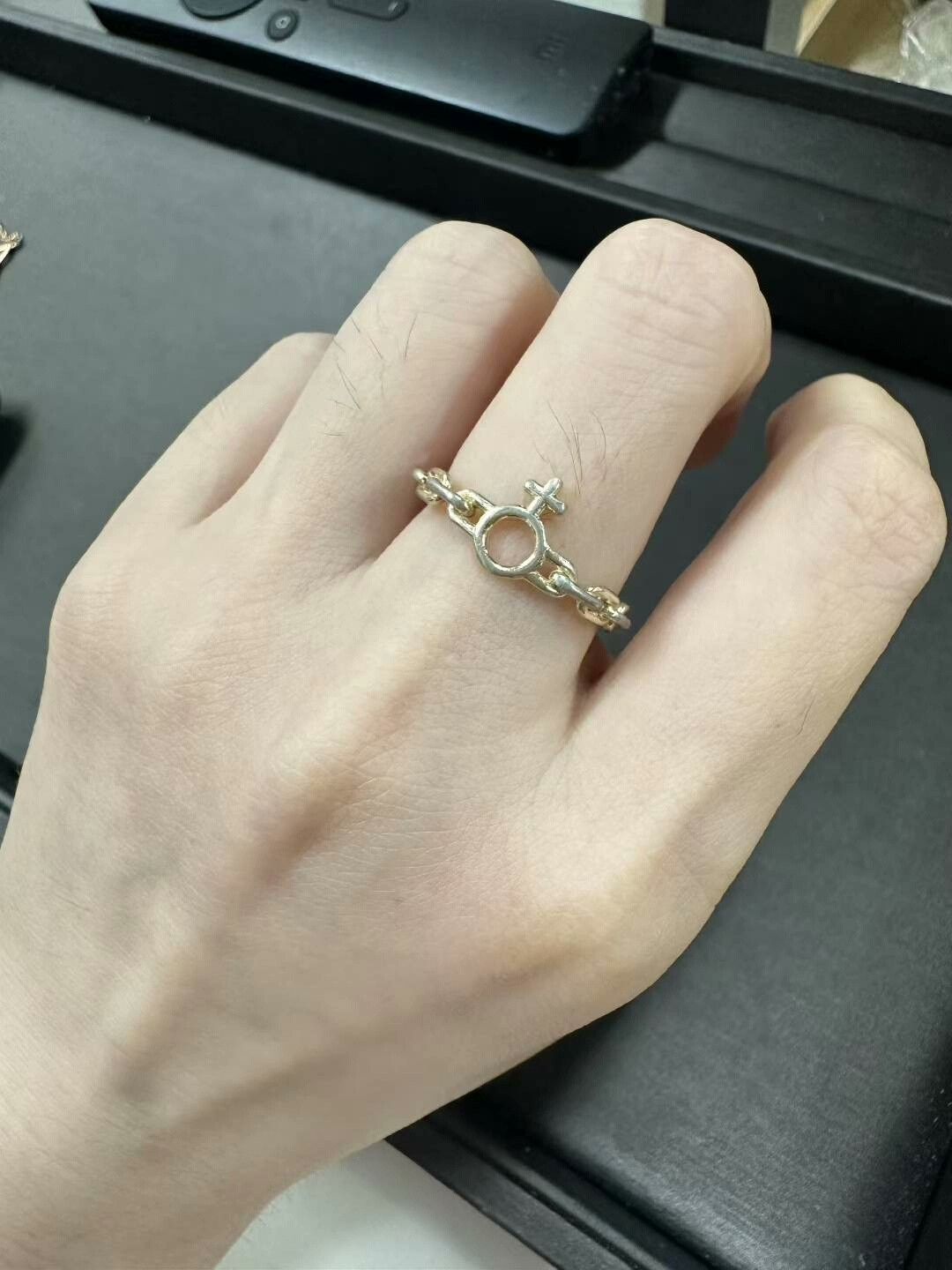 Vivienne Westwood Chain Saturn Ring