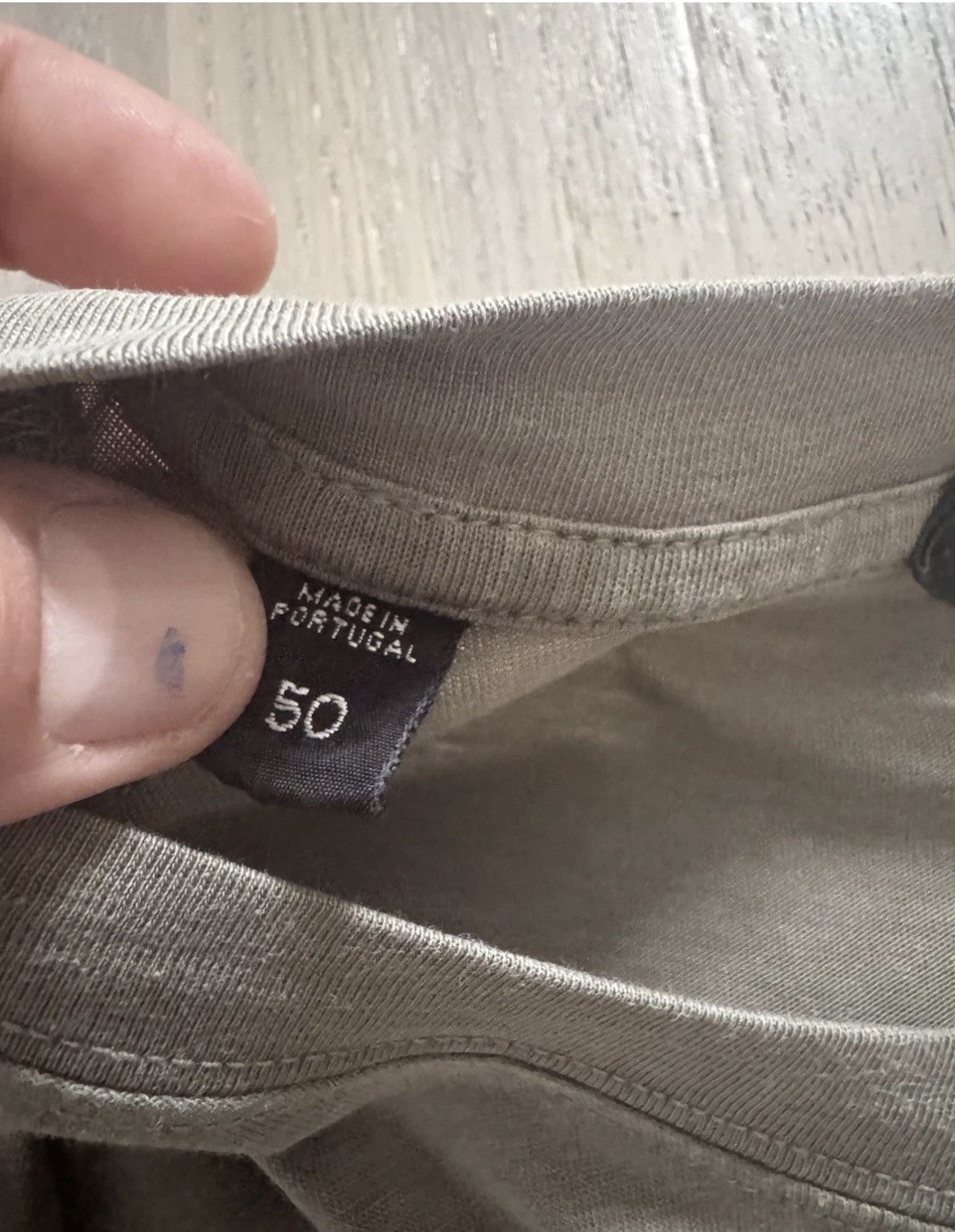 Tom Ford TOM FORD tshirt study REAL TAPE MEASUREMENTS IN PHOTOS Size US M / EU 48-50 / 2 - 9 Thumbnail