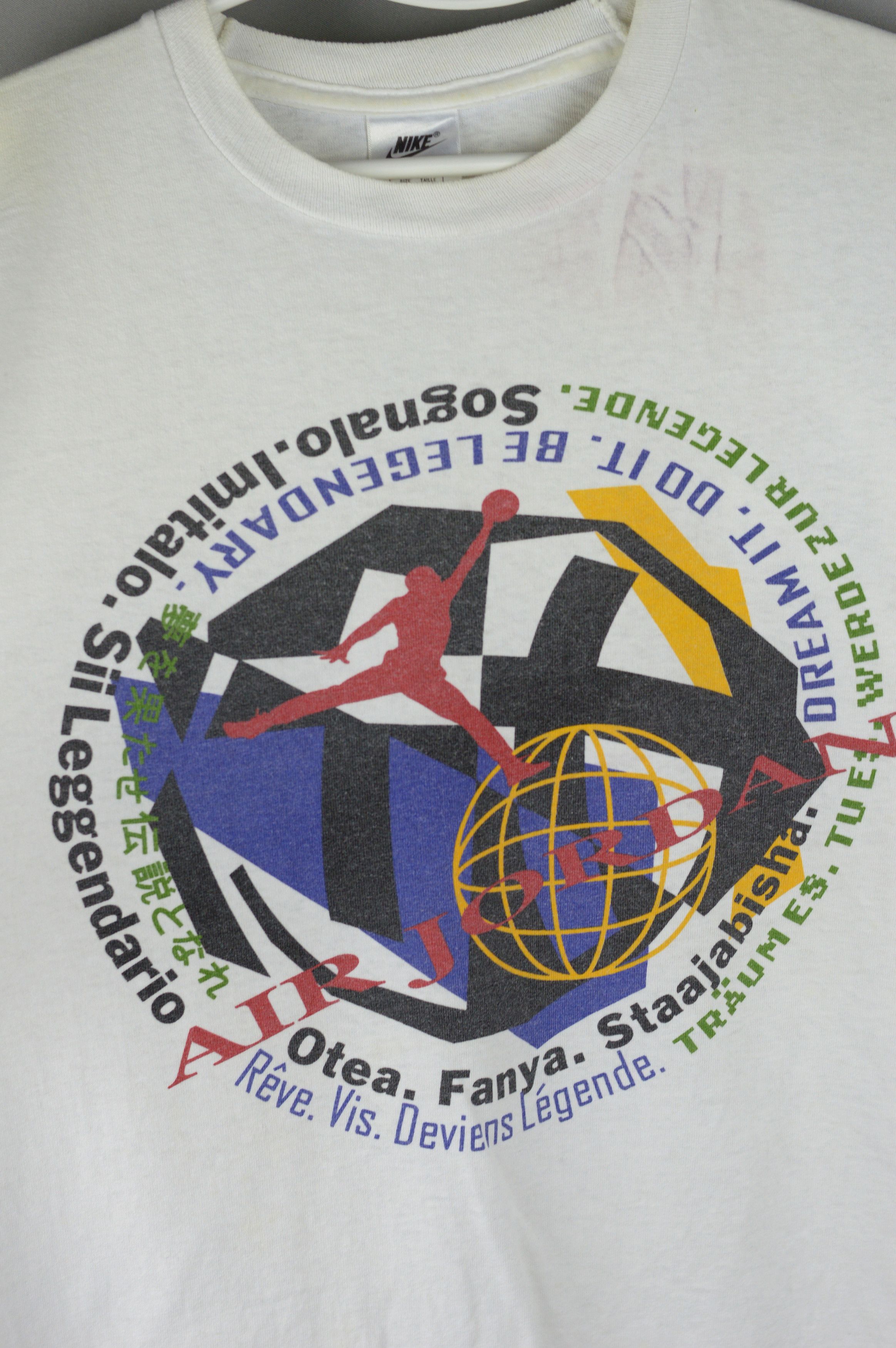 Jordan Brand × Nike × Vintage Vintage Nike Air Jordan t shirt Size US XL / EU 56 / 4 - 2 Thumbnail