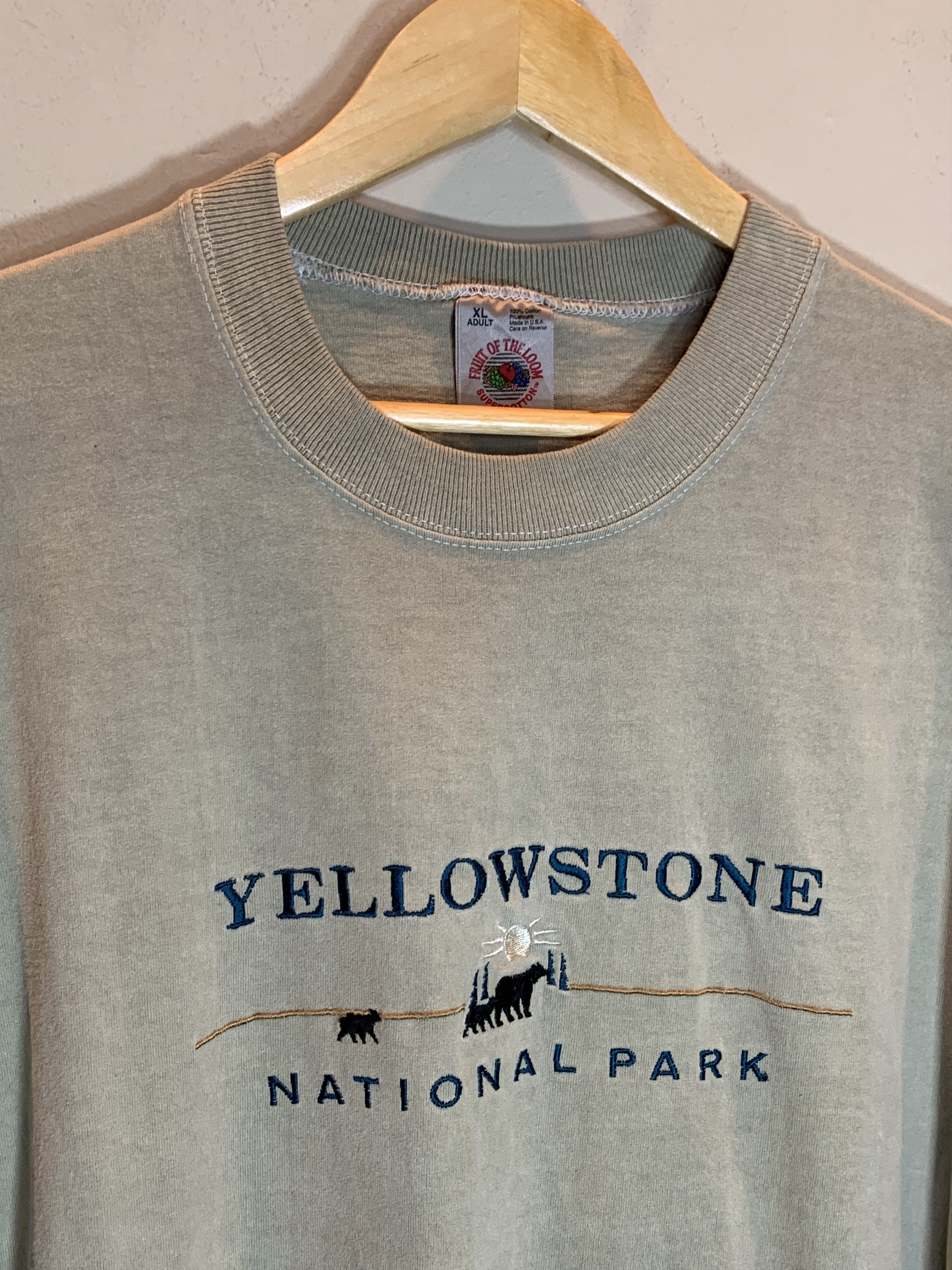 Vintage RARE Vintage 90s Yellowstone National Park Embroidered Shirt Size US XL / EU 56 / 4 - 2 Thumbnail