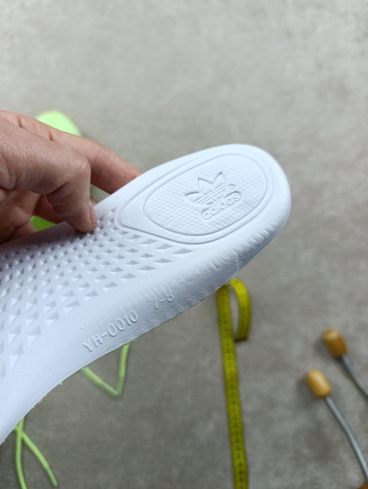 Adidas × Kanye West ADIDAS YEEZY BOOST 350 V2 GLOW EG5293 Size US 7.5 / EU 40-41 - 18 Thumbnail