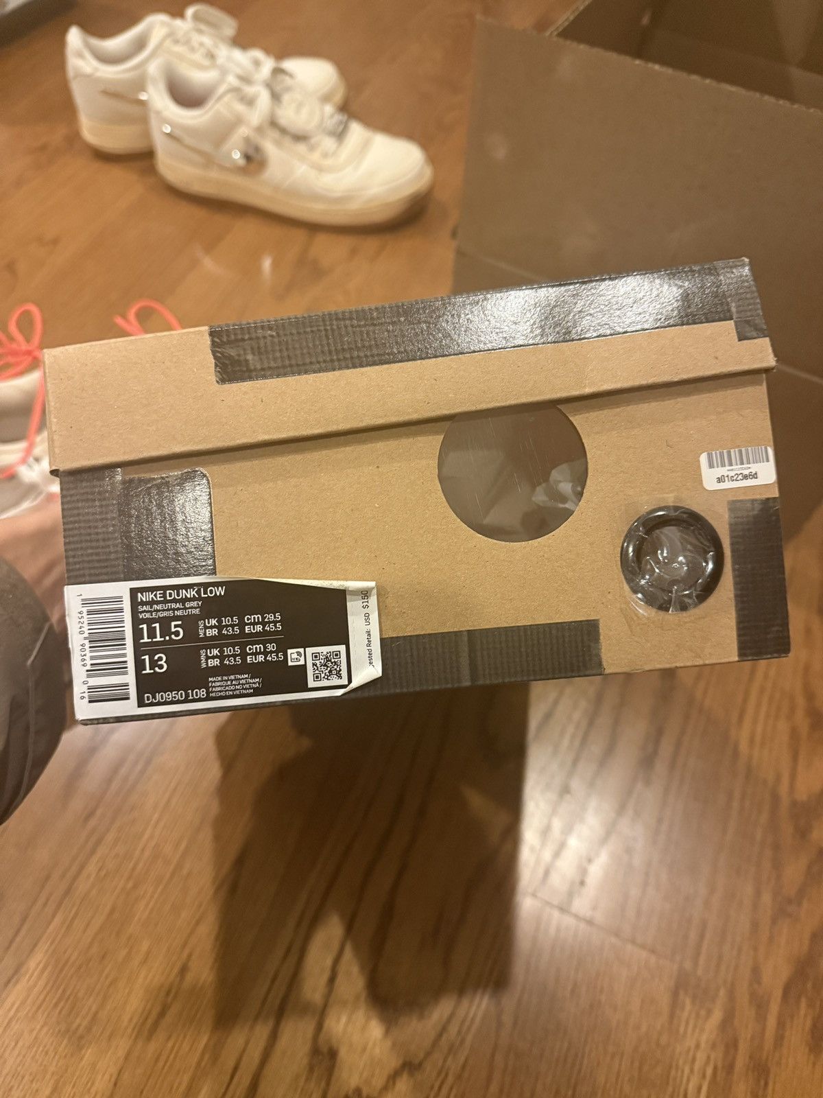 Nike × Off-White Nike Off-White Dunks Lot 11 size 11.5 Size US 11.5 / EU 44-45 - 18 Thumbnail