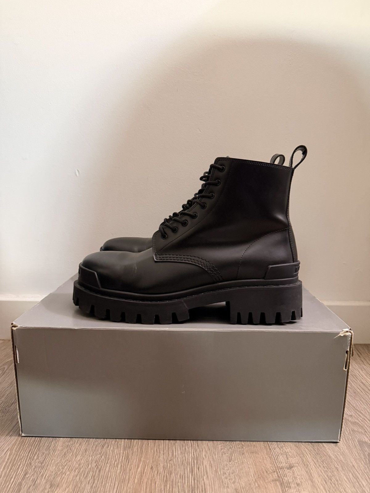 J*9様 balenciaga inspecter boots black Balenciaga Balenciaga Inspector boots black | Grailed