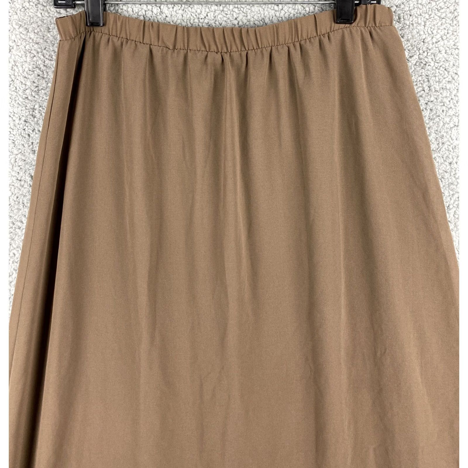 Forever 21 Forever 21 Skirt Women’s M Beige polyester rayon spandex / 31-18 Long Spring Womens Size 32" / US 10 / IT 46 - 2 Thumbnail