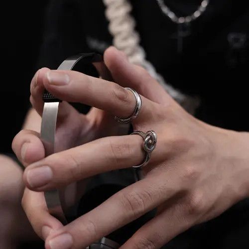 Jewelry 652Silver Knot Ring Size ONE SIZE - 2 Thumbnail