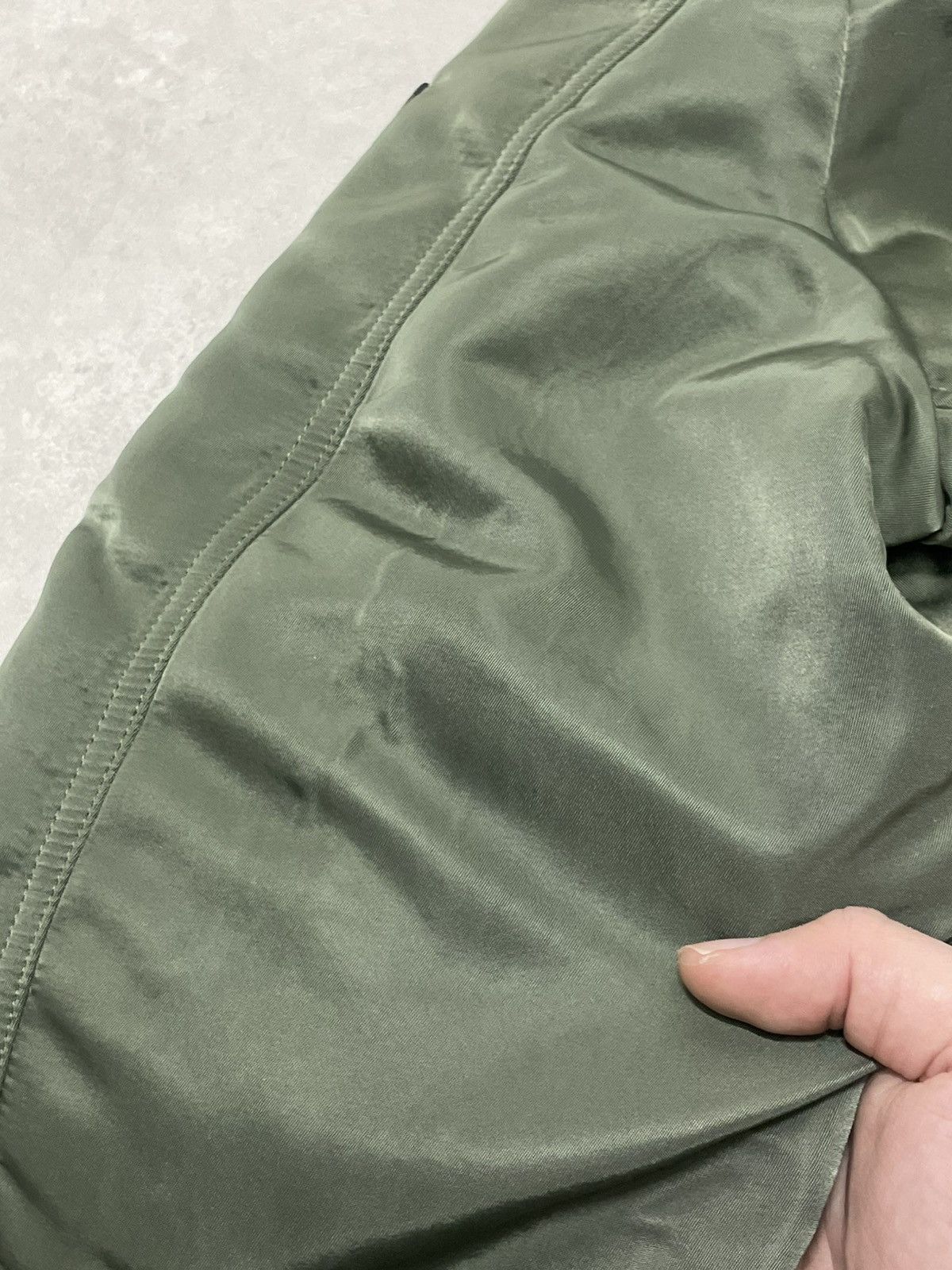 Balenciaga SS17 Balenciaga Padded MA1 Cropped Bomber Jacket Sz S Size US S / EU 44-46 / 1 - 16 Thumbnail