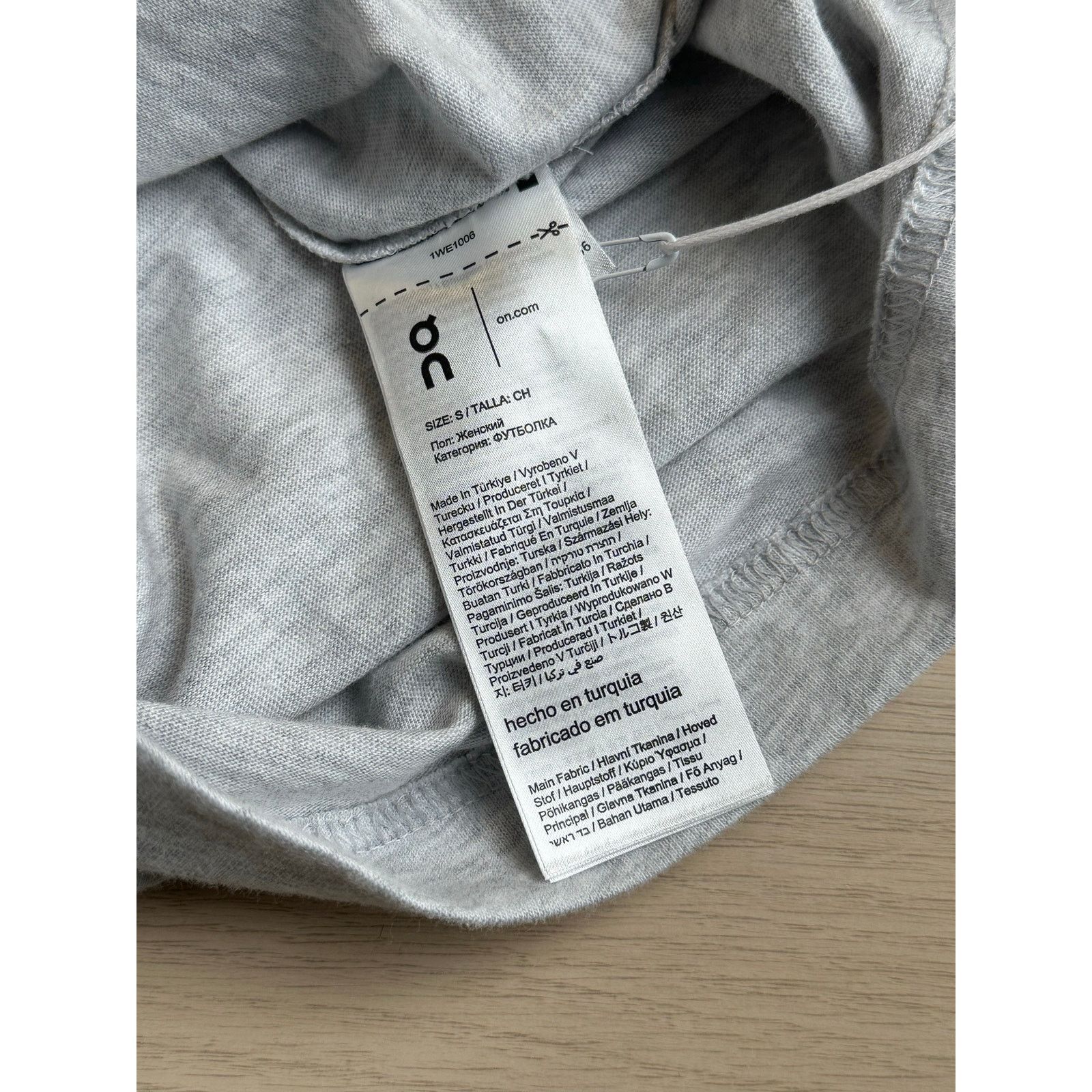 On On Club-T Cotton T-Shirt in Grey/Crater Size S - New Size S / US 4 / IT 40 - 9 Thumbnail