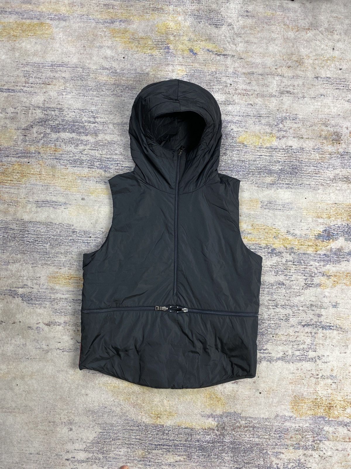 Prada Prada hooded packable vest Size US M / EU 48-50 / 2 - 5 Thumbnail