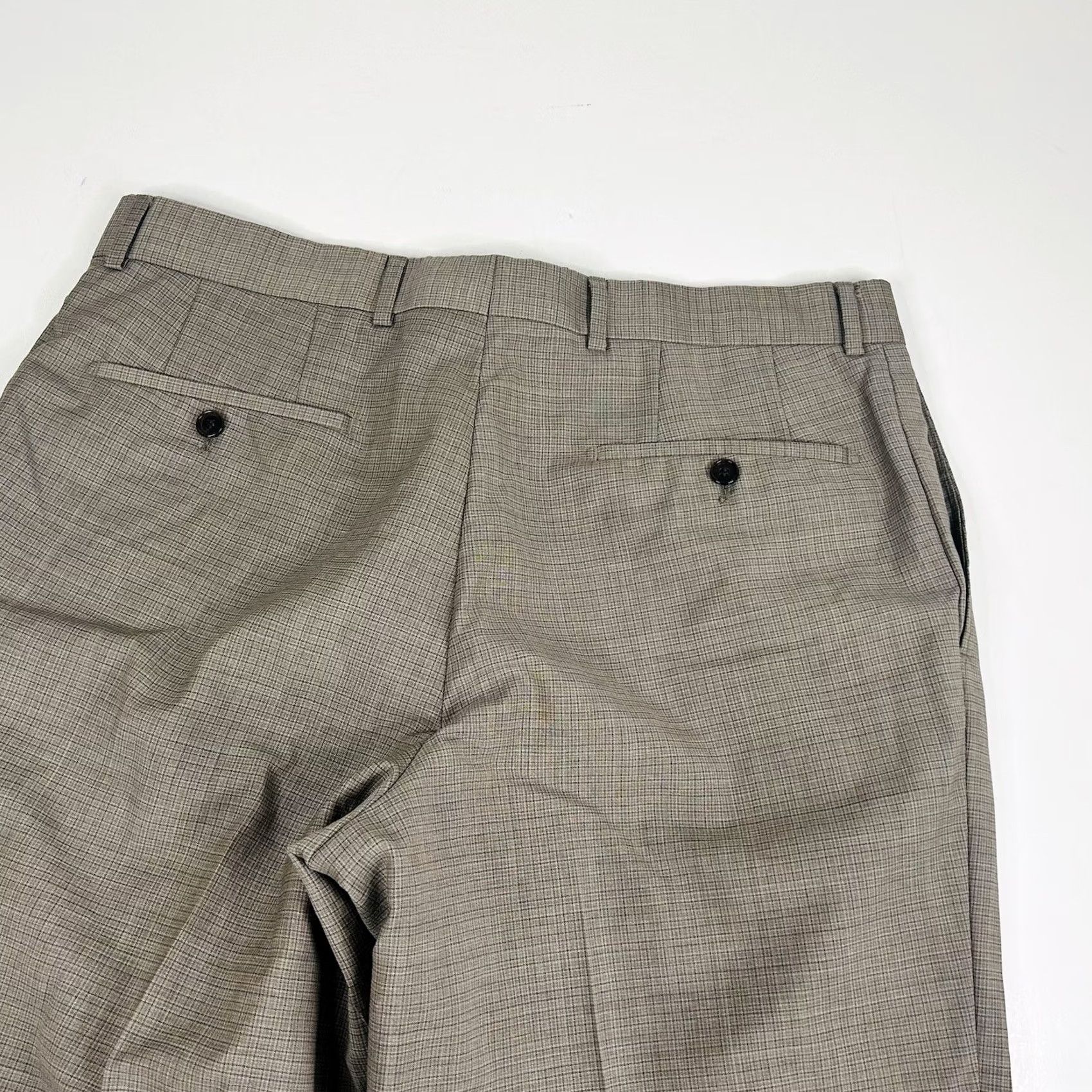 Hugo Boss Hugo Boss Dress Pants 36 x 27 Beige Plaid Flat Front Wool 100% Wool Men Pants Regular Inseam 27 Mens Size US 36 / EU 52 - 5 Thumbnail