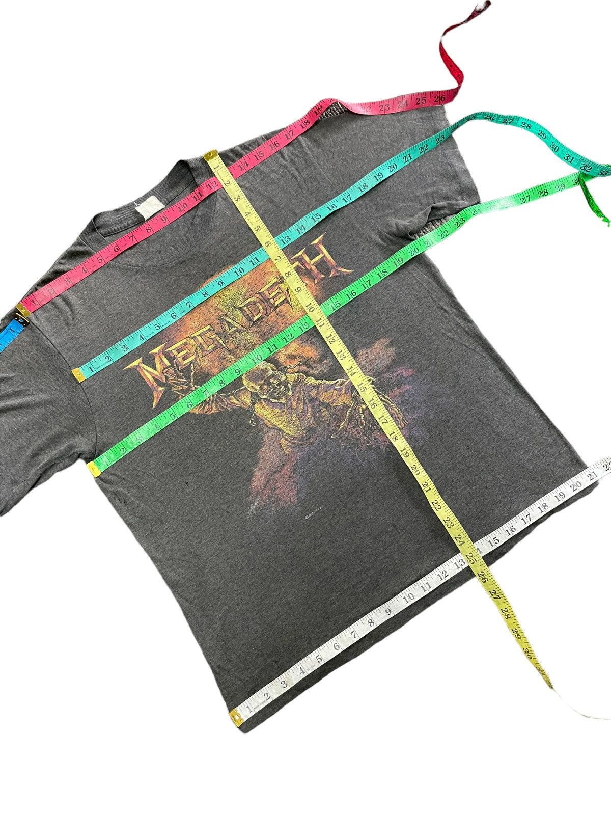 Megadeth Vintage 87 Faded Distresed Megadeth Nuclear Concert Size US M / EU 48-50 / 2 - 15 Thumbnail