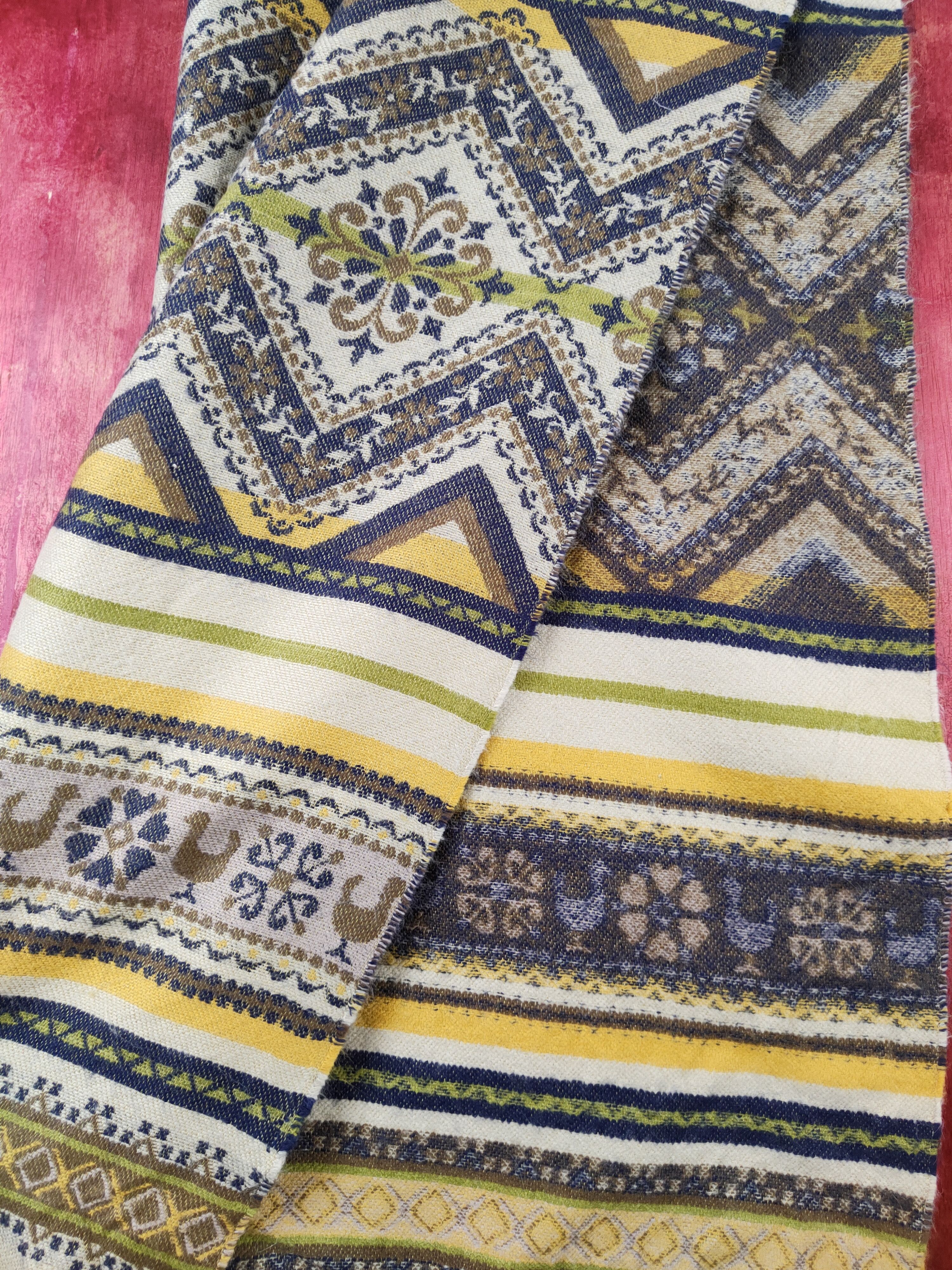 Japanese Brand Japan vintage navajo Muffler Scarves #S2111 Size ONE SIZE - 4 Thumbnail