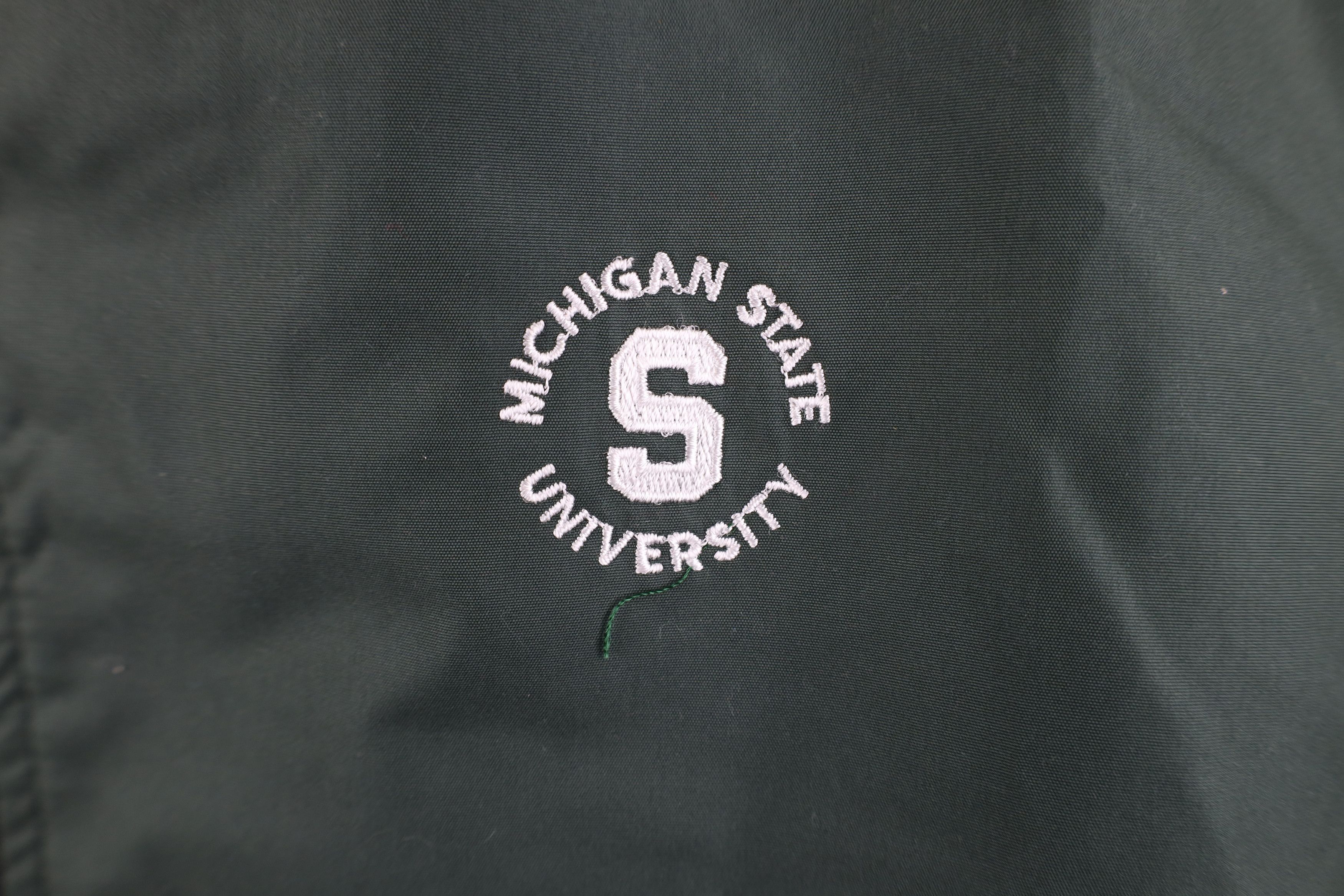 Vintage Vintage 90s Michigan State University Golf Vest Jacket Size US S / EU 44-46 / 1 - 4 Thumbnail