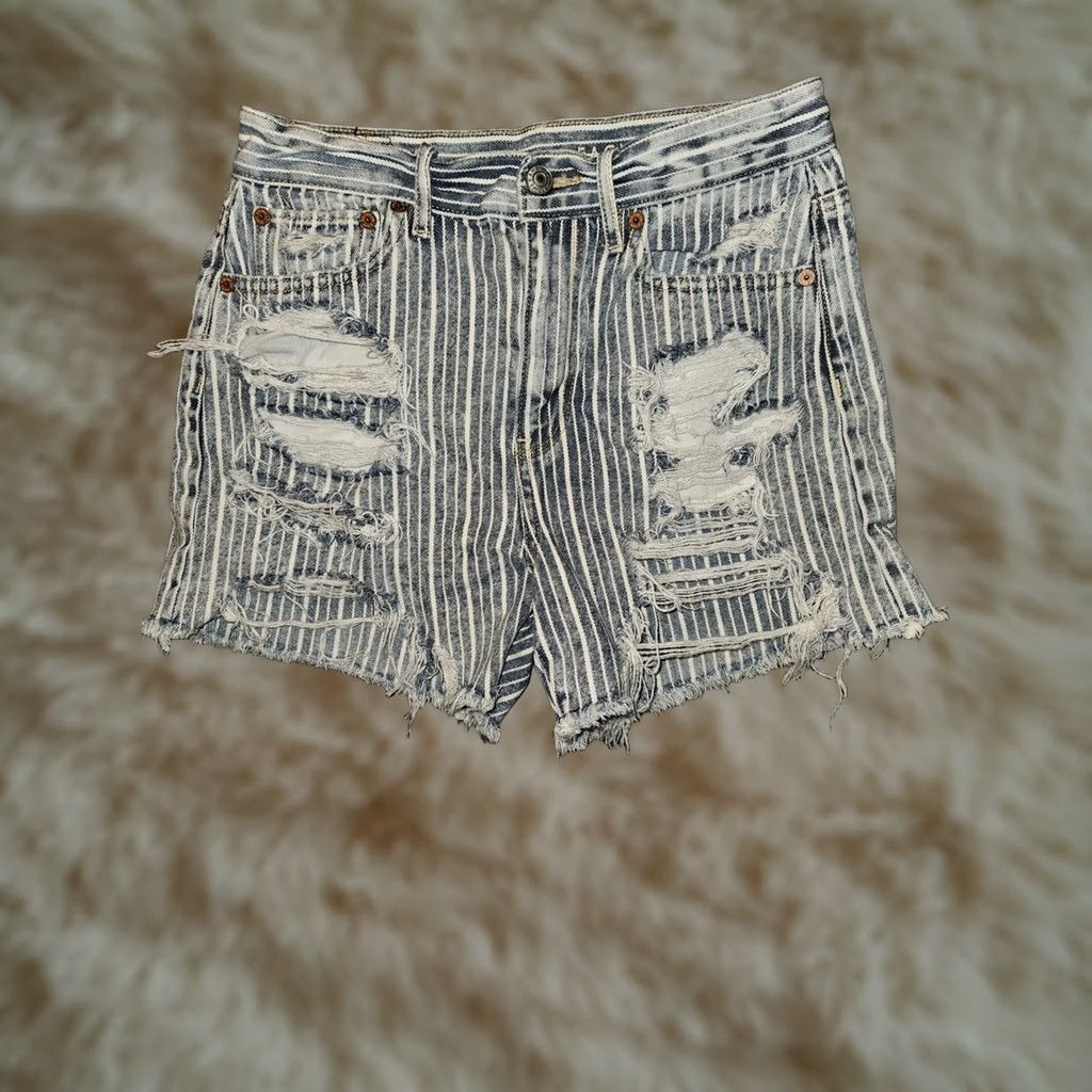 American Eagle Outfitters VINTAGE American Eagle 90's Boyfriend Shorts Shirt? Size 25" / US 0 / IT 36 - 1 Thumbnail