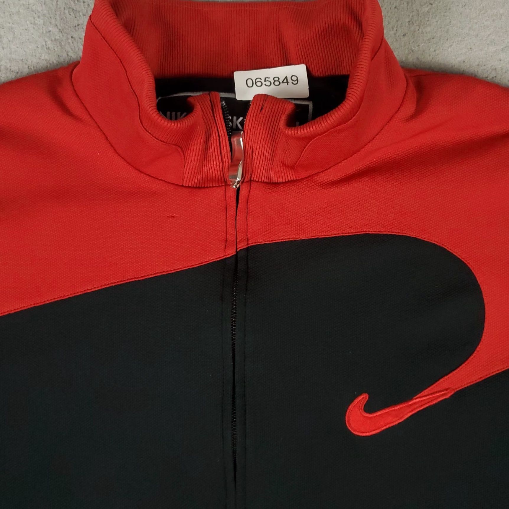 Nike Nike Jacket Mens XL Black Vintage Y2K Full Zip Track Jacket Sports Athleisure Classic Winter Fall Spring Regular Pockets Swoosh Size US XL / EU 56 / 4 - 2 Thumbnail